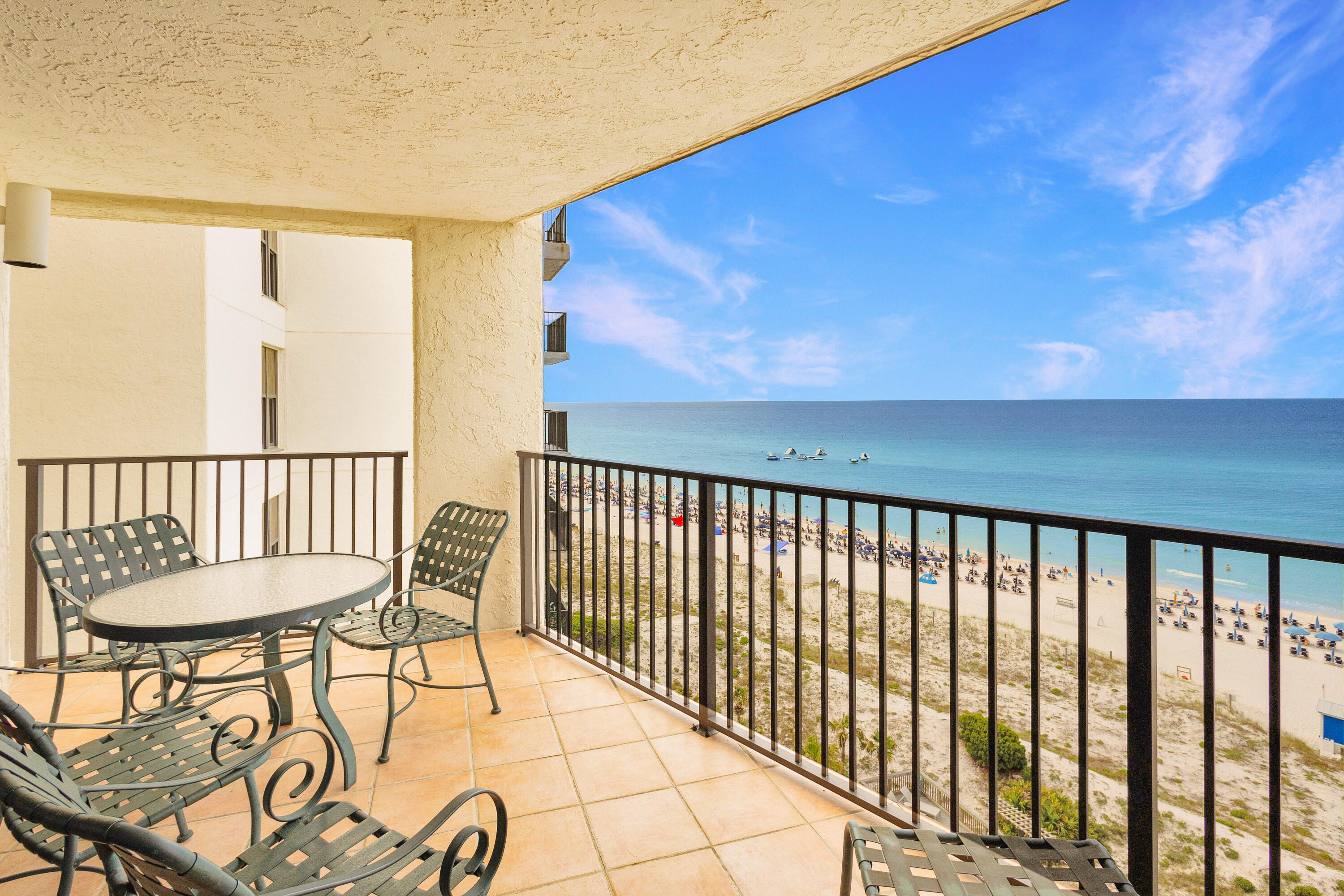 4095 Beachside One Drive, 4095