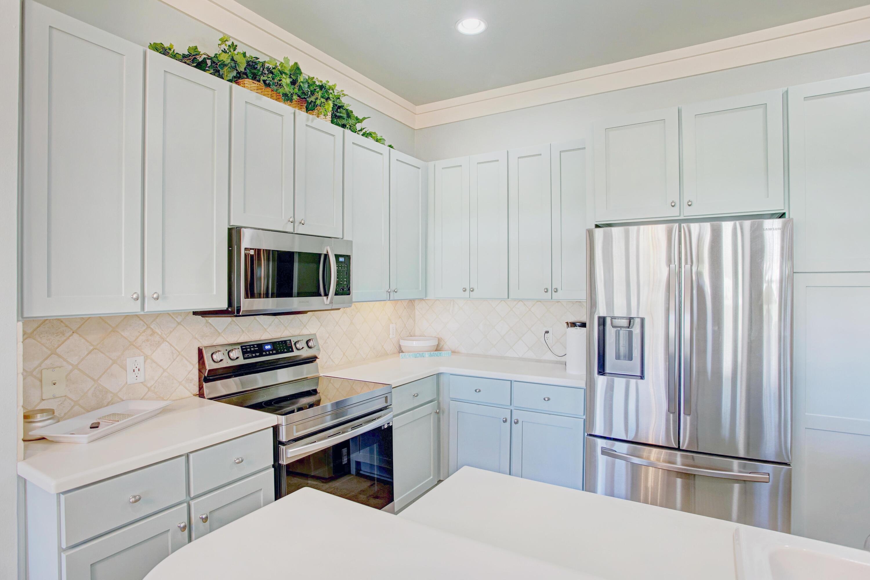 8605 Magnolia Bay Lane