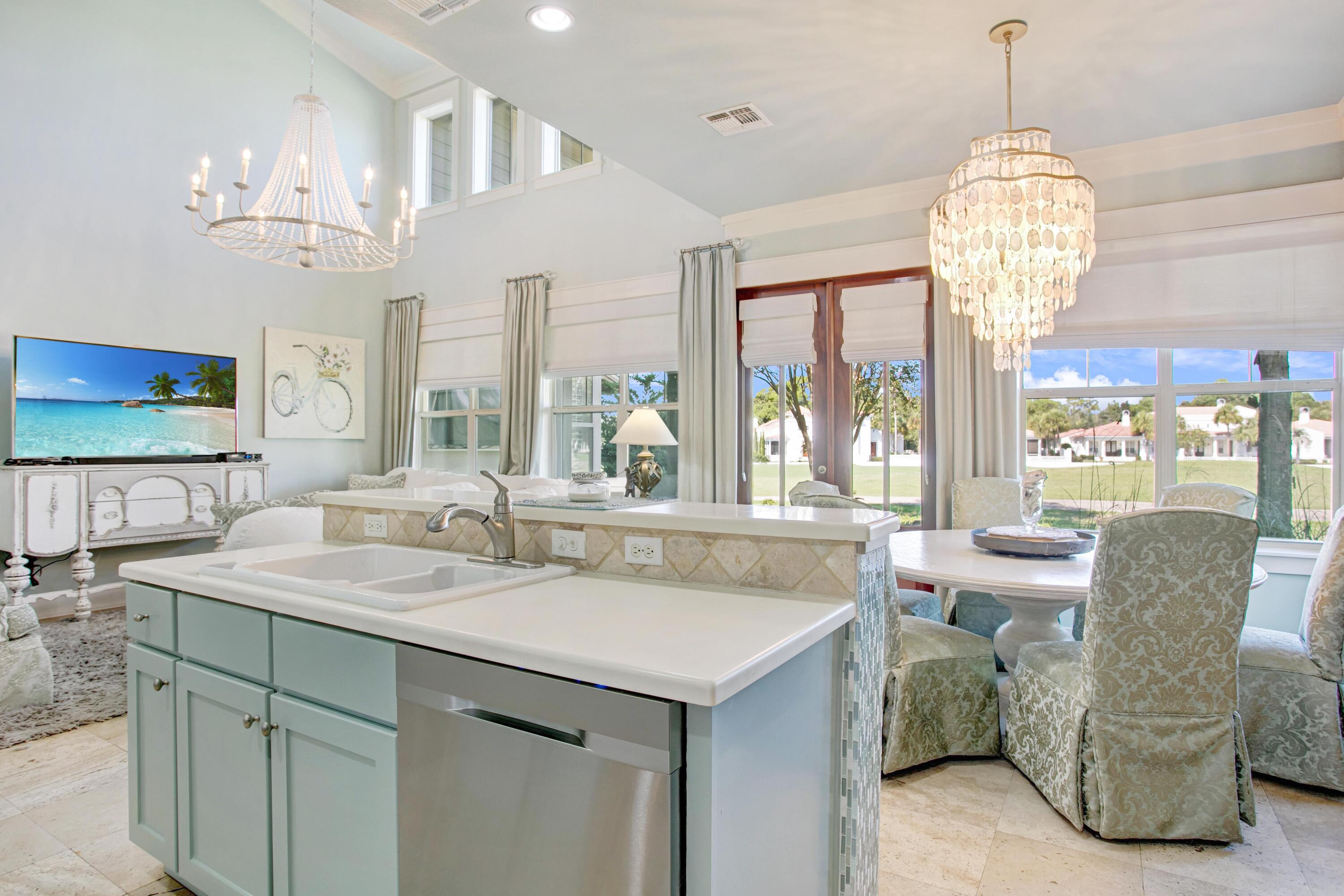 8605 Magnolia Bay Lane