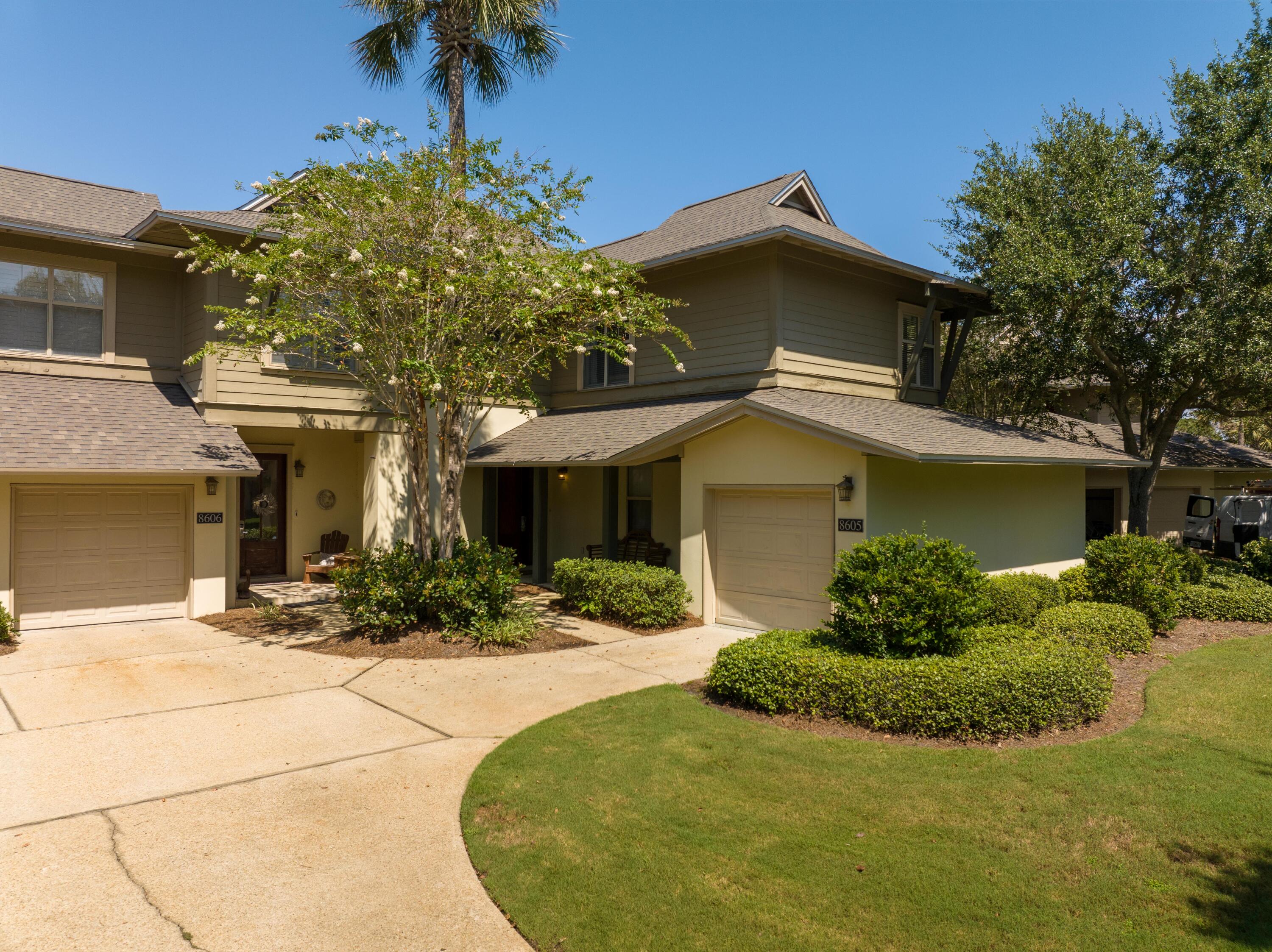 8605 Magnolia Bay Lane