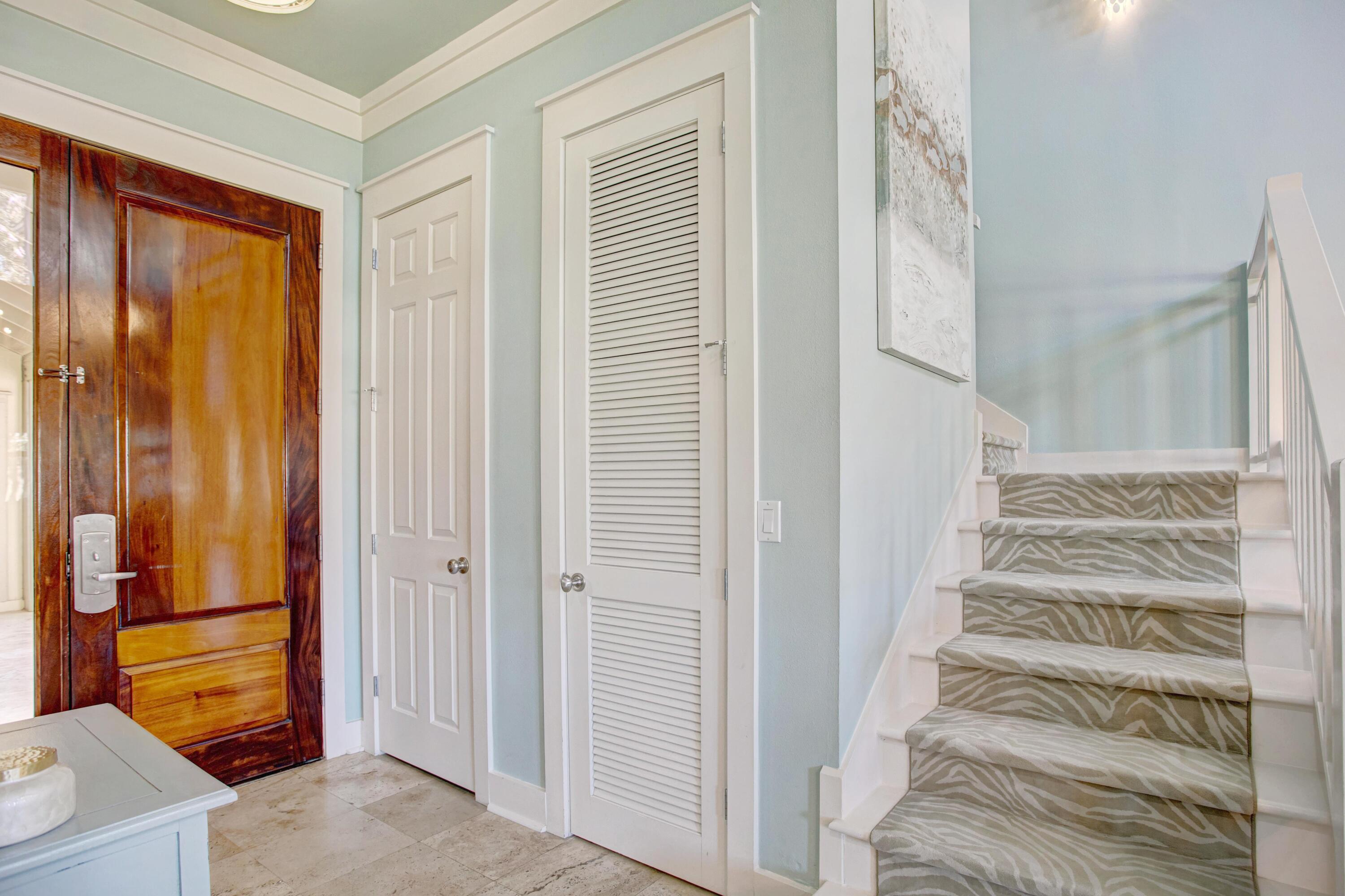 8605 Magnolia Bay Lane
