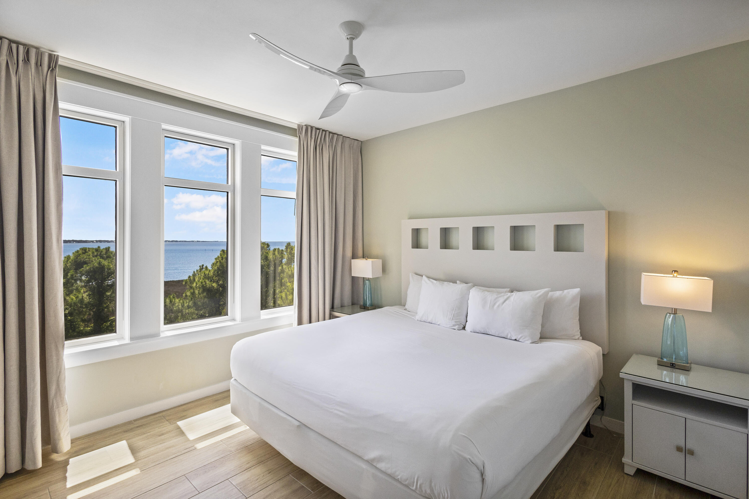 9800 Grand Sandestin Boulevard, 5501/5503