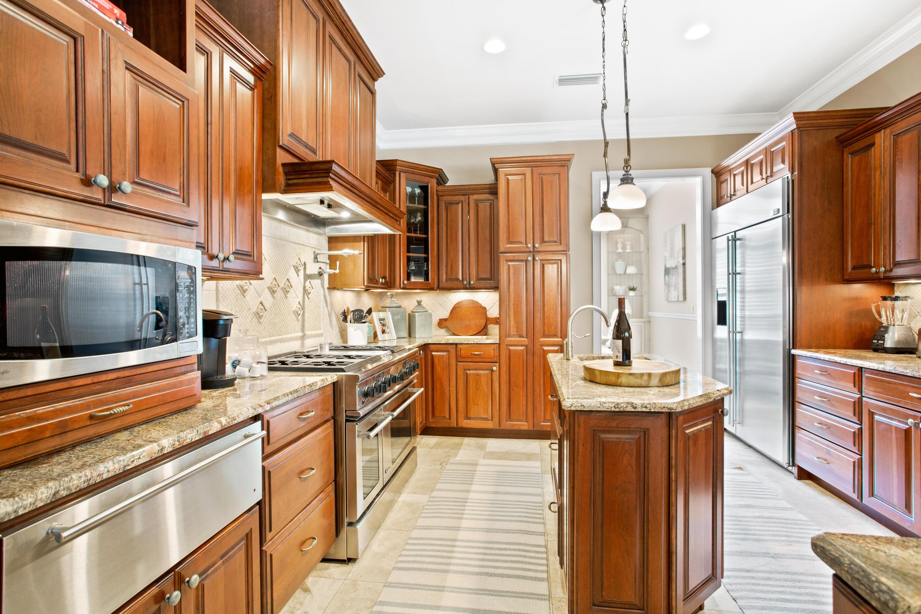 3520 Burnt Pine Lane