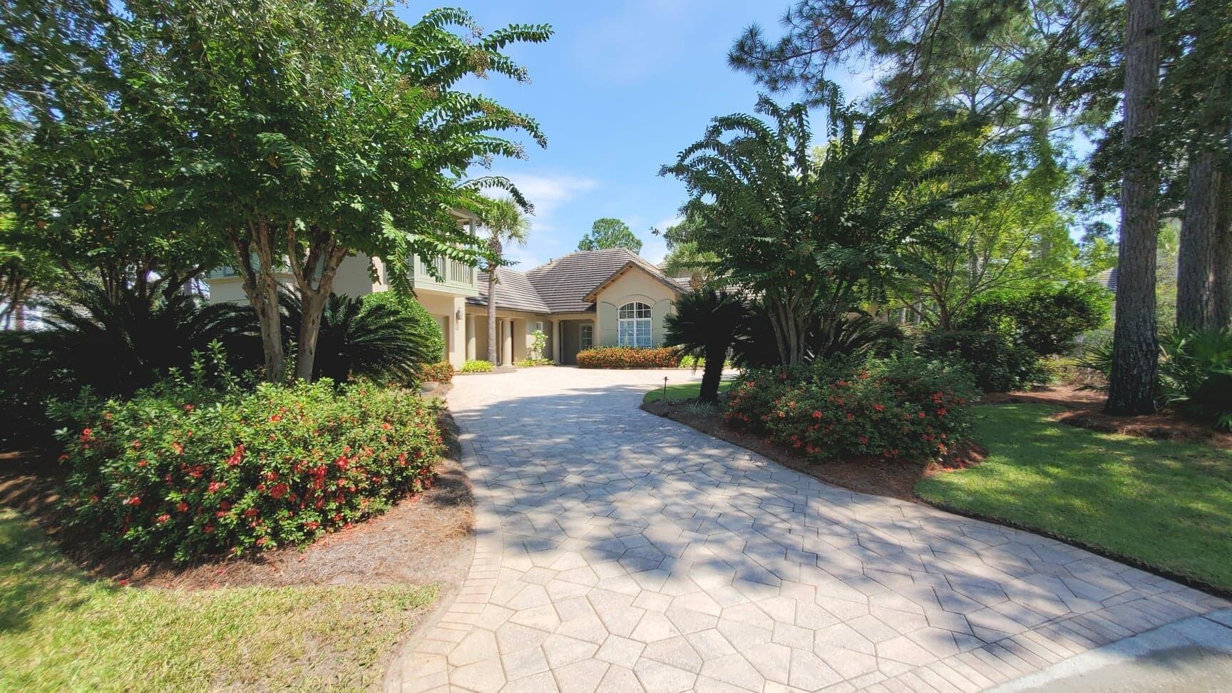 3520 Burnt Pine Lane