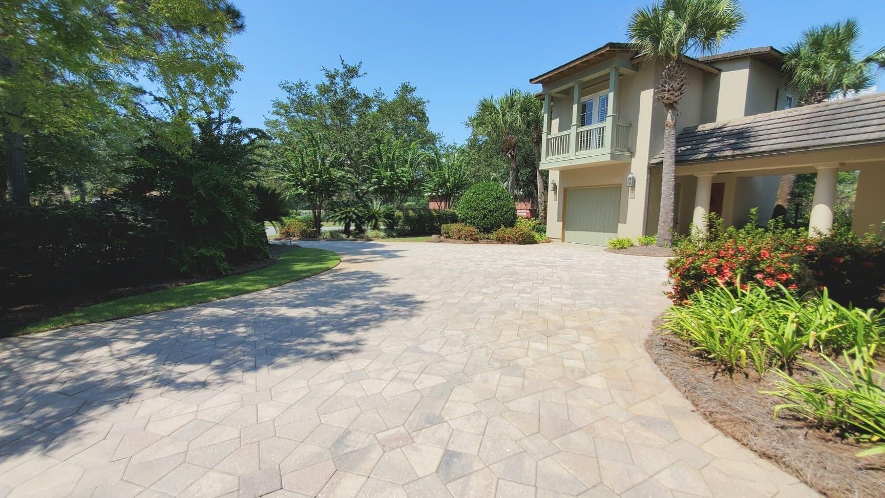 3520 Burnt Pine Lane