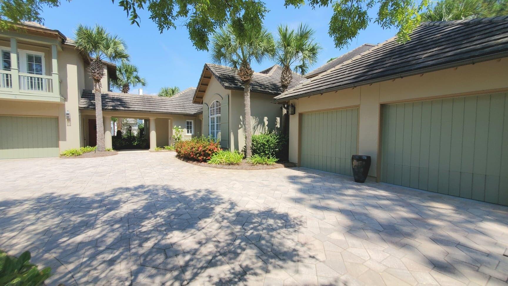 3520 Burnt Pine Lane