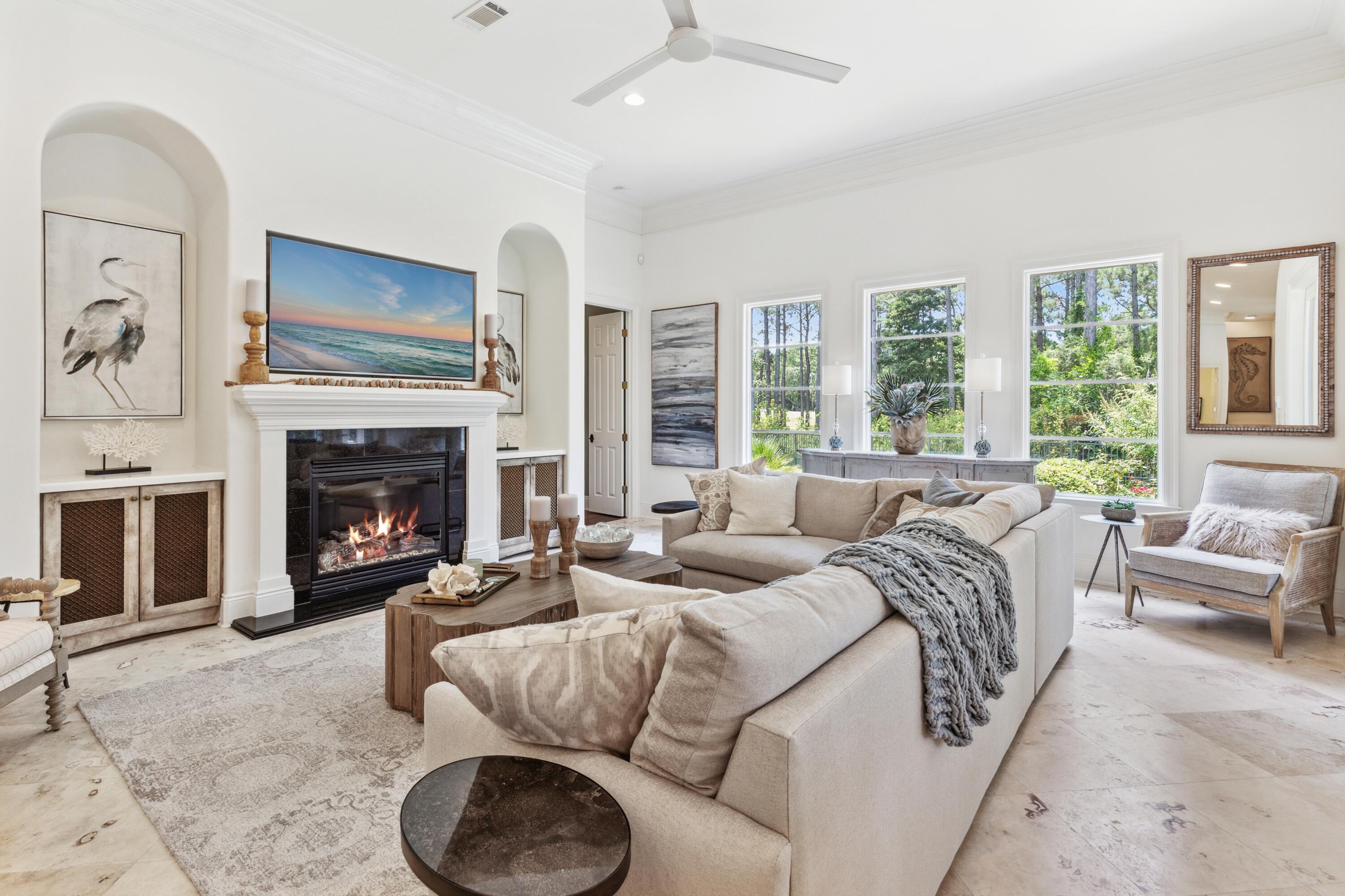 3413 Ravenwood Lane