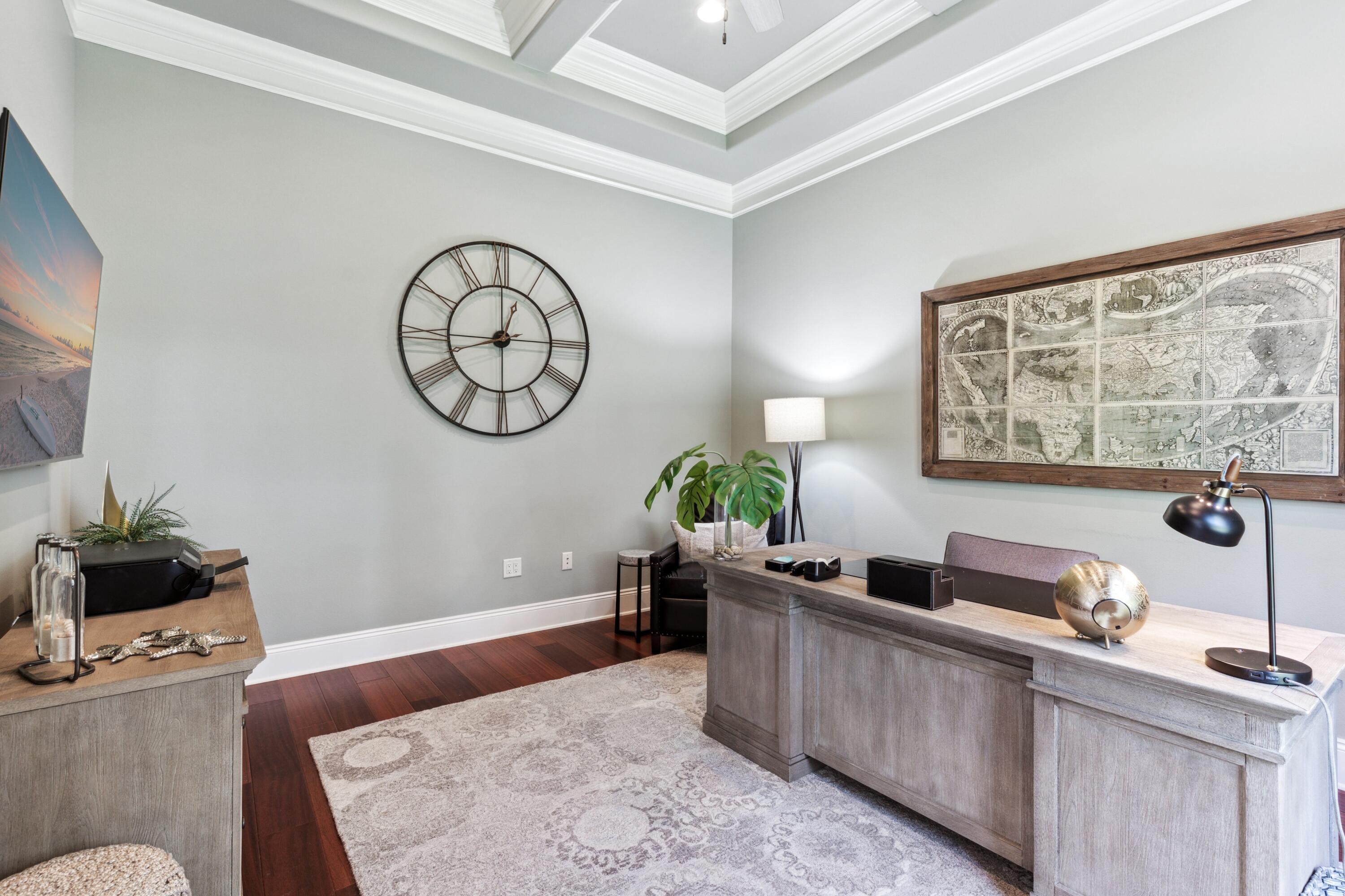 3413 Ravenwood Lane