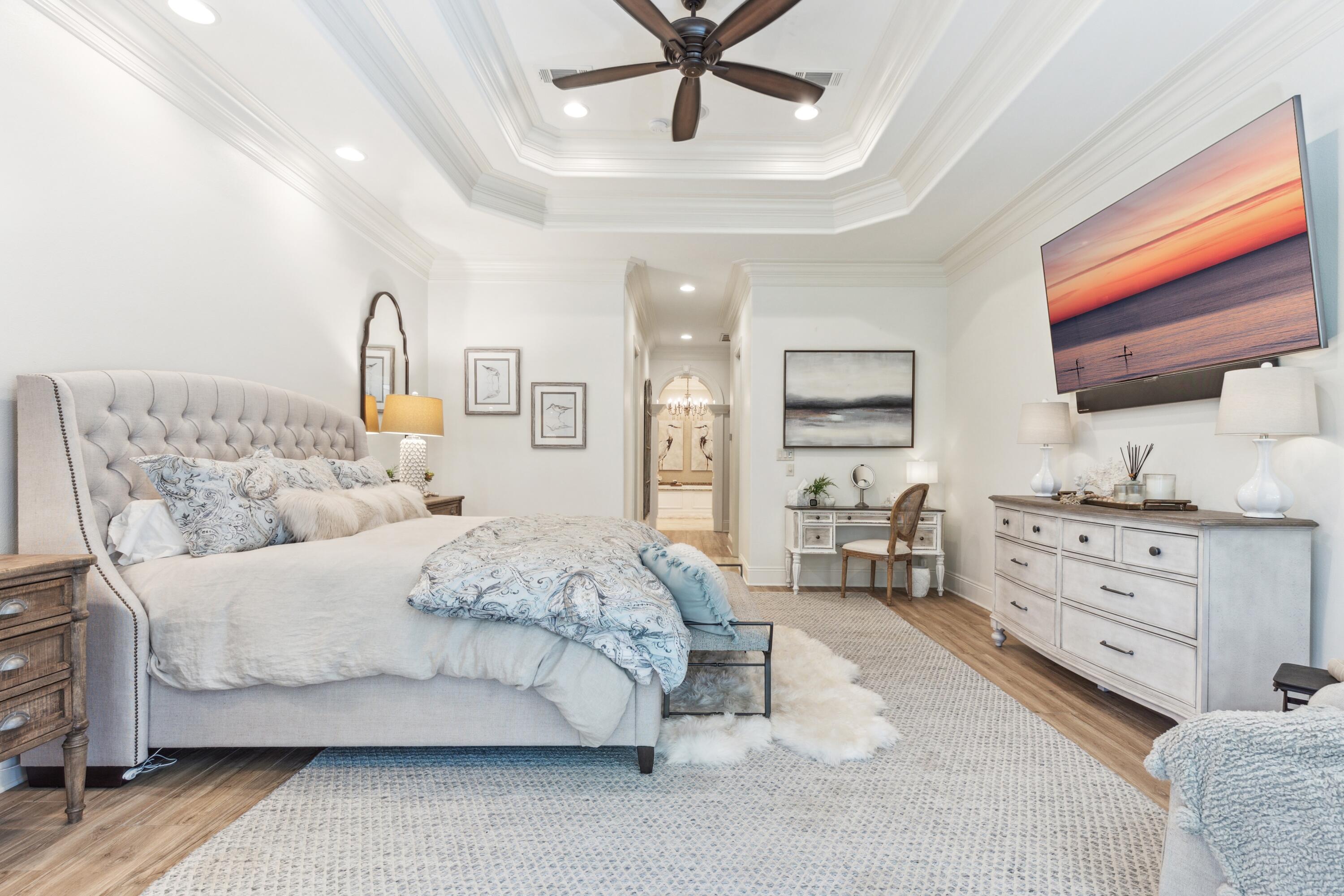 3413 Ravenwood Lane