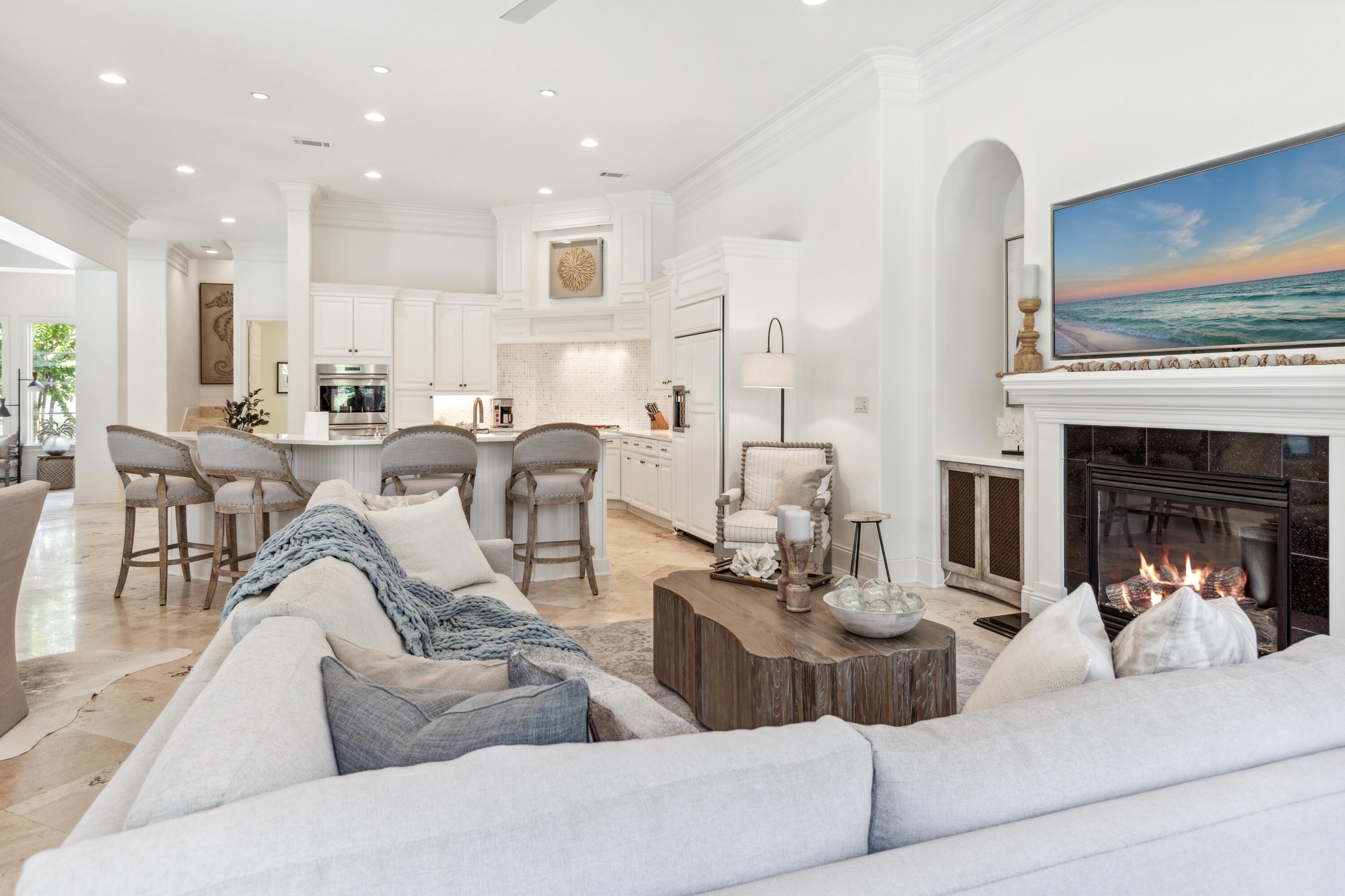 3413 Ravenwood Lane