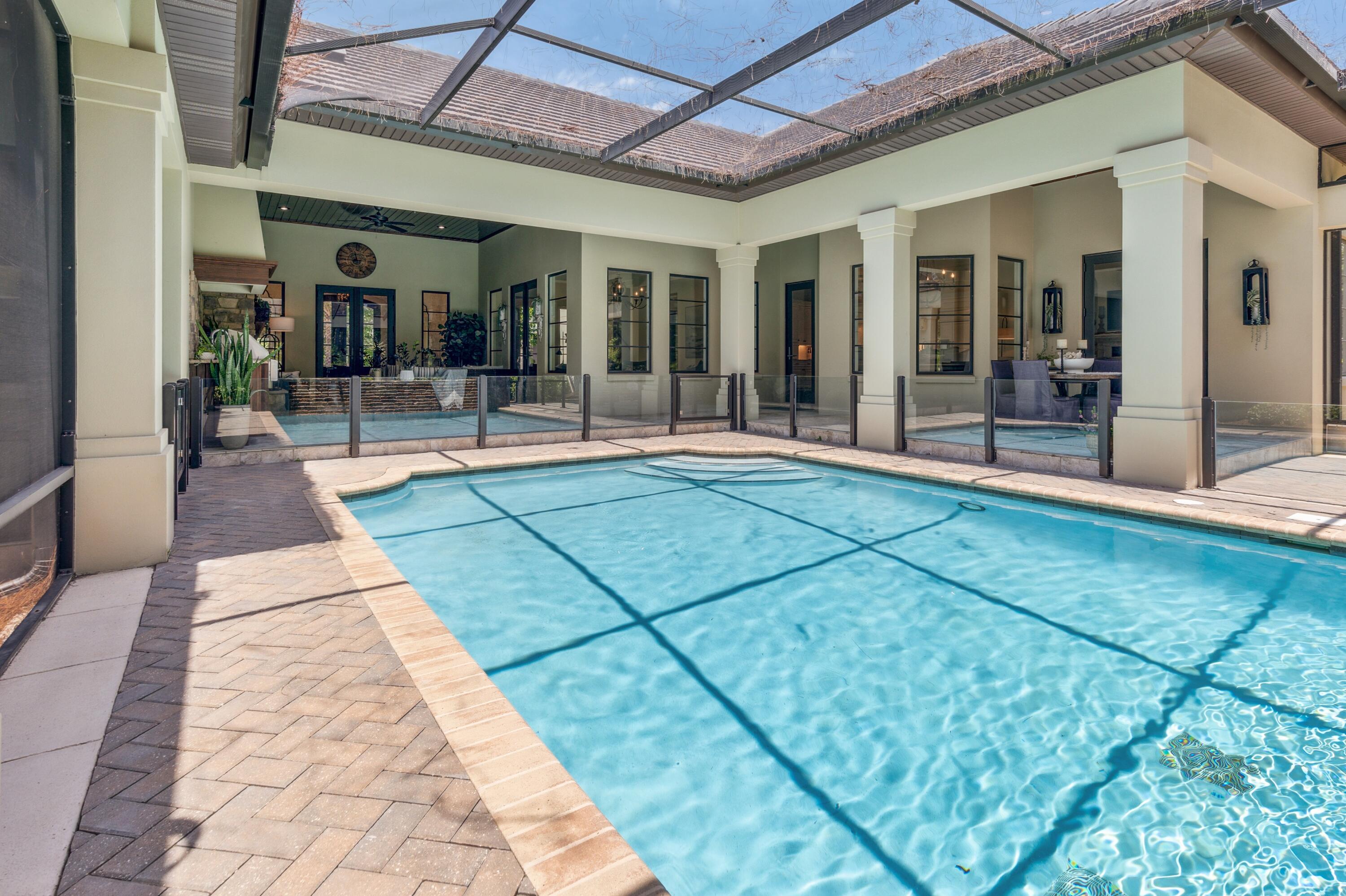 3413 Ravenwood Lane