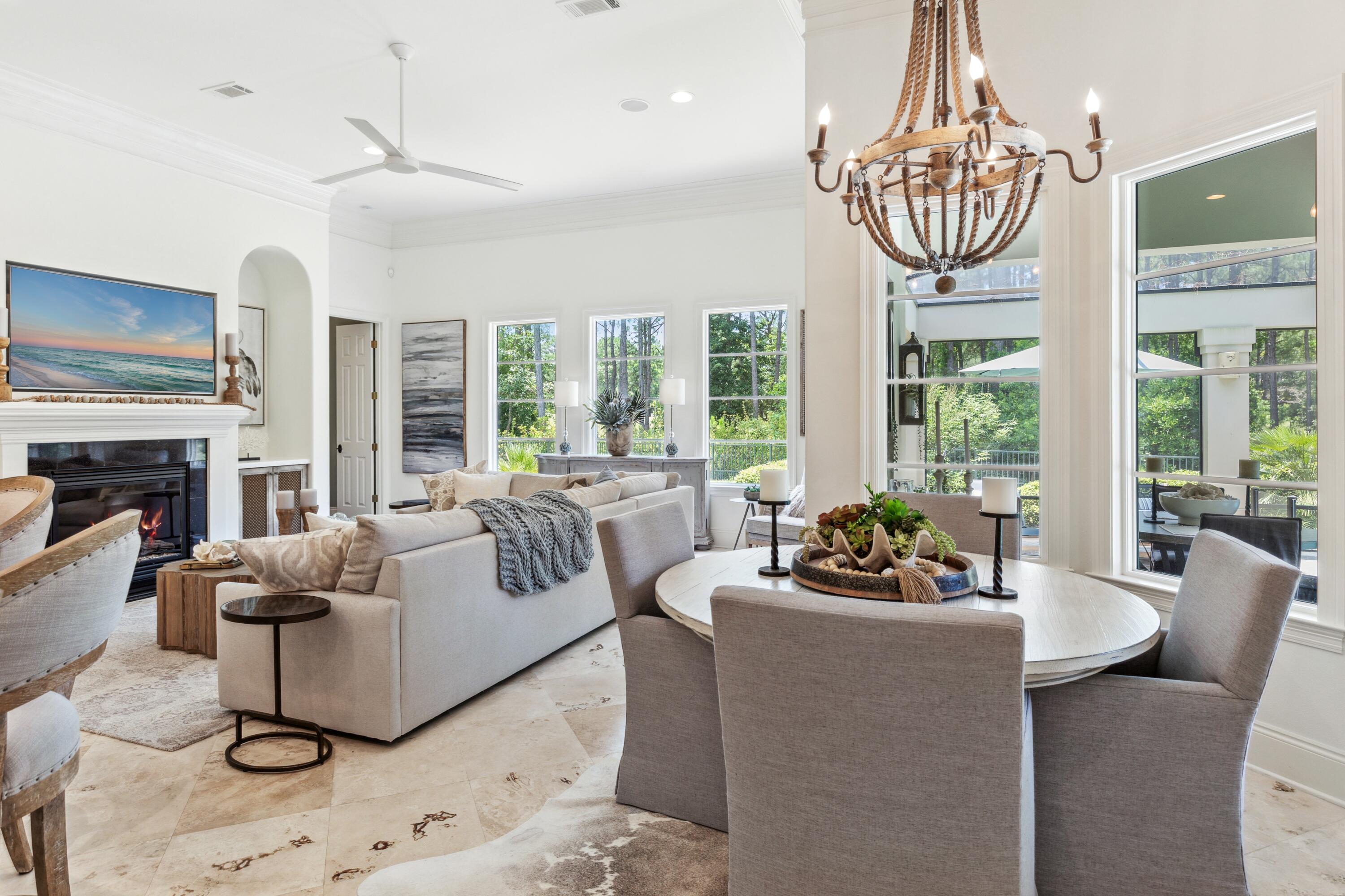 3413 Ravenwood Lane