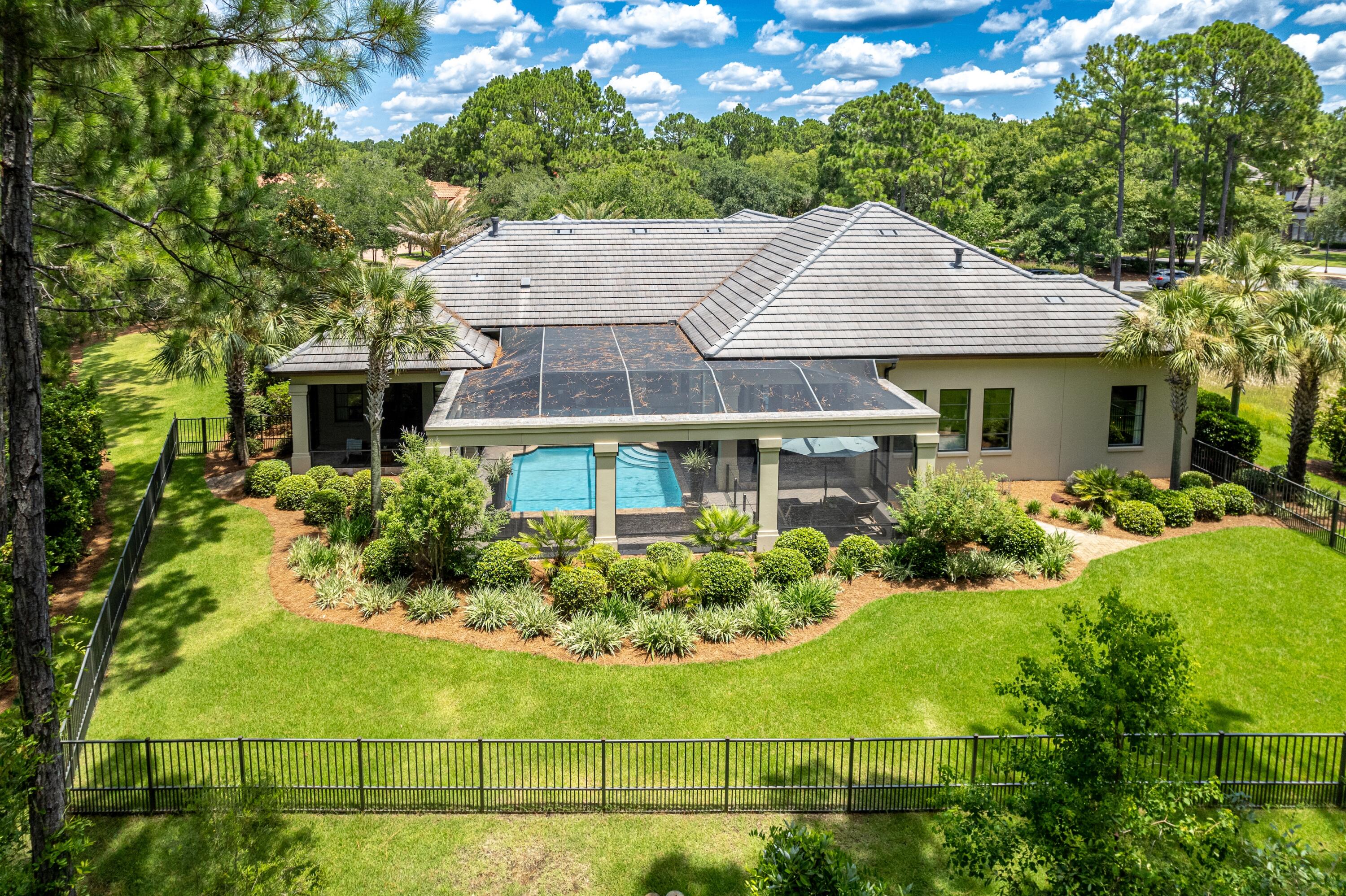 3413 Ravenwood Lane
