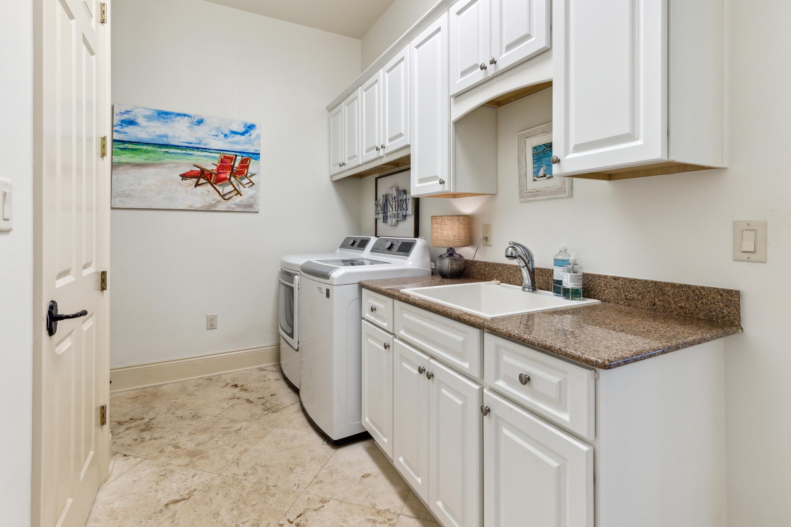 3413 Ravenwood Lane