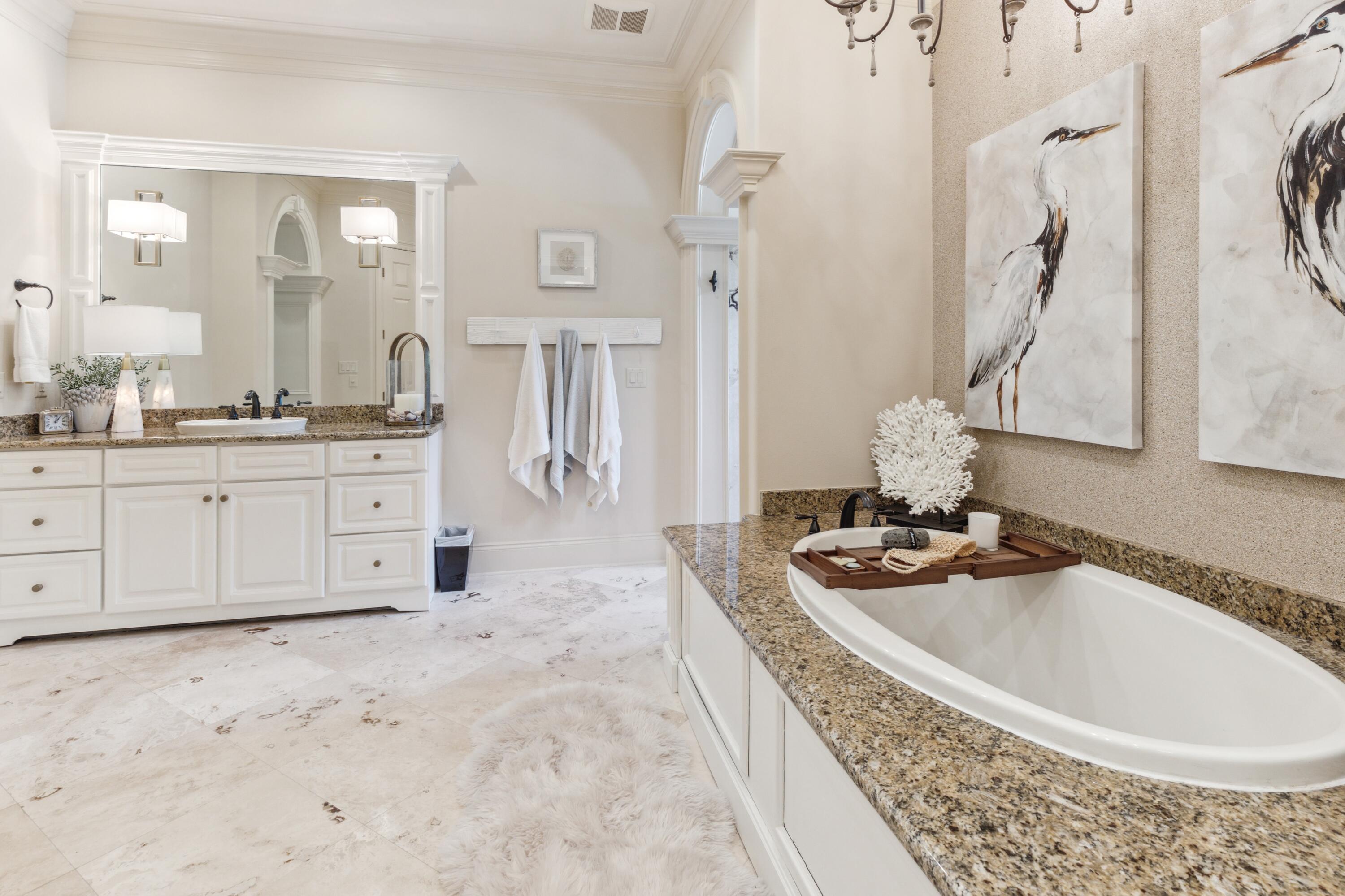 3413 Ravenwood Lane