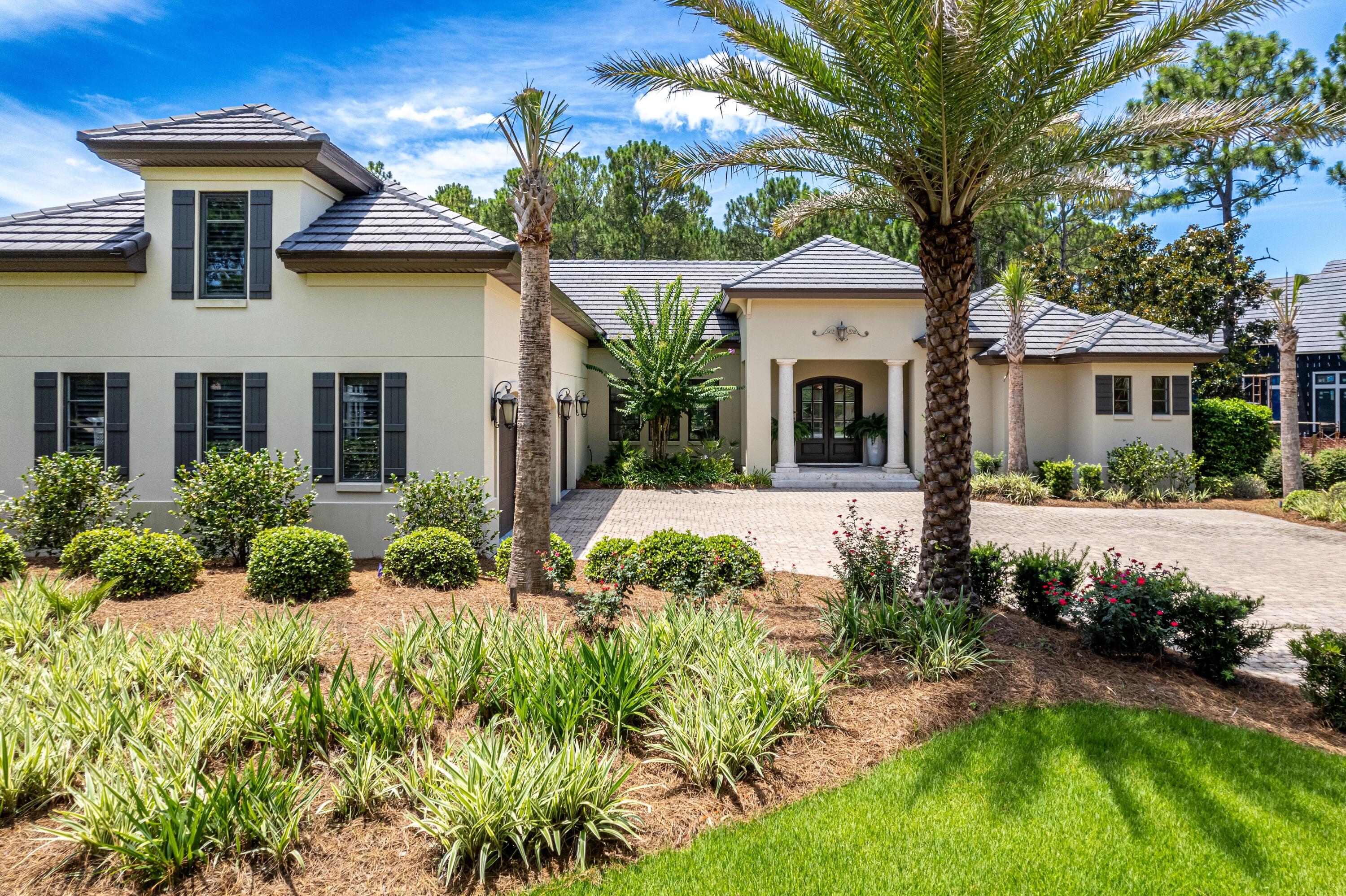 3413 Ravenwood Lane