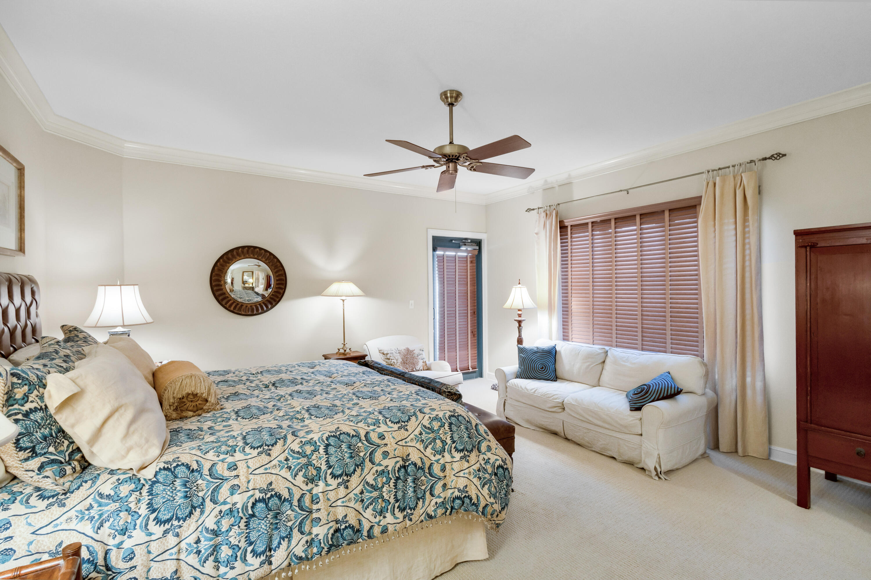 4417 Southwinds Drive, 4417