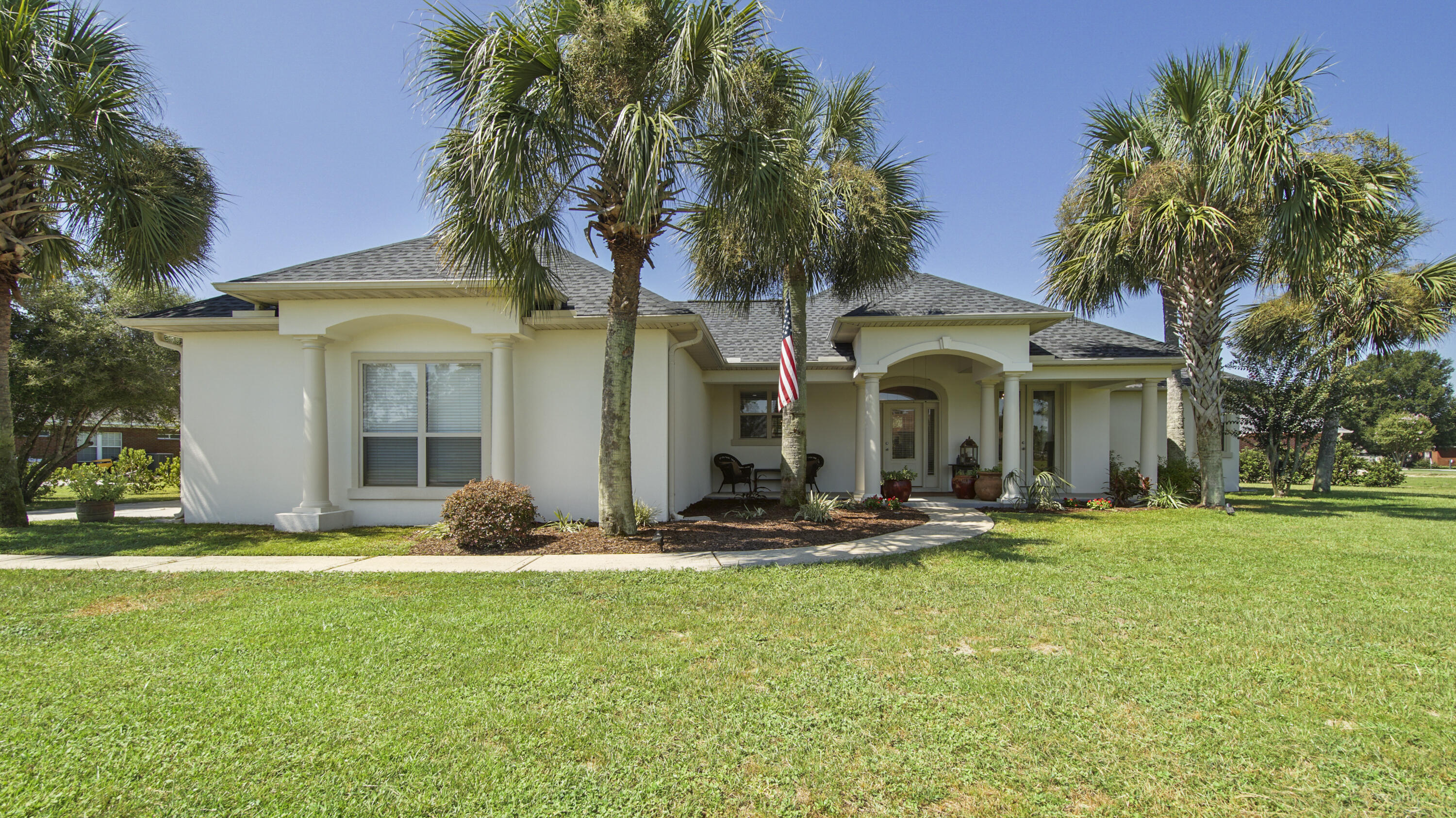 1464 Brushed Dune Circle