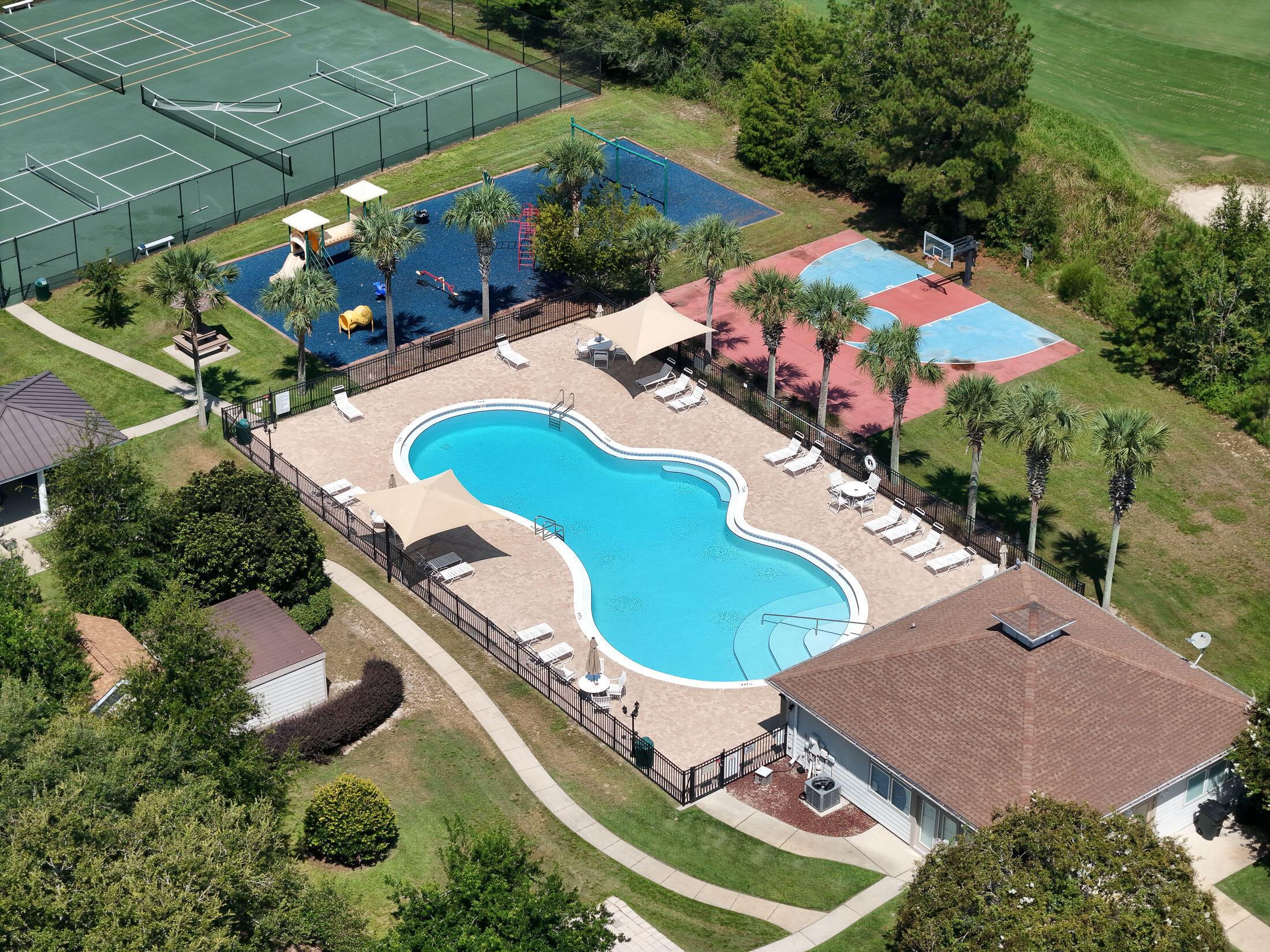 1464 Brushed Dune Circle