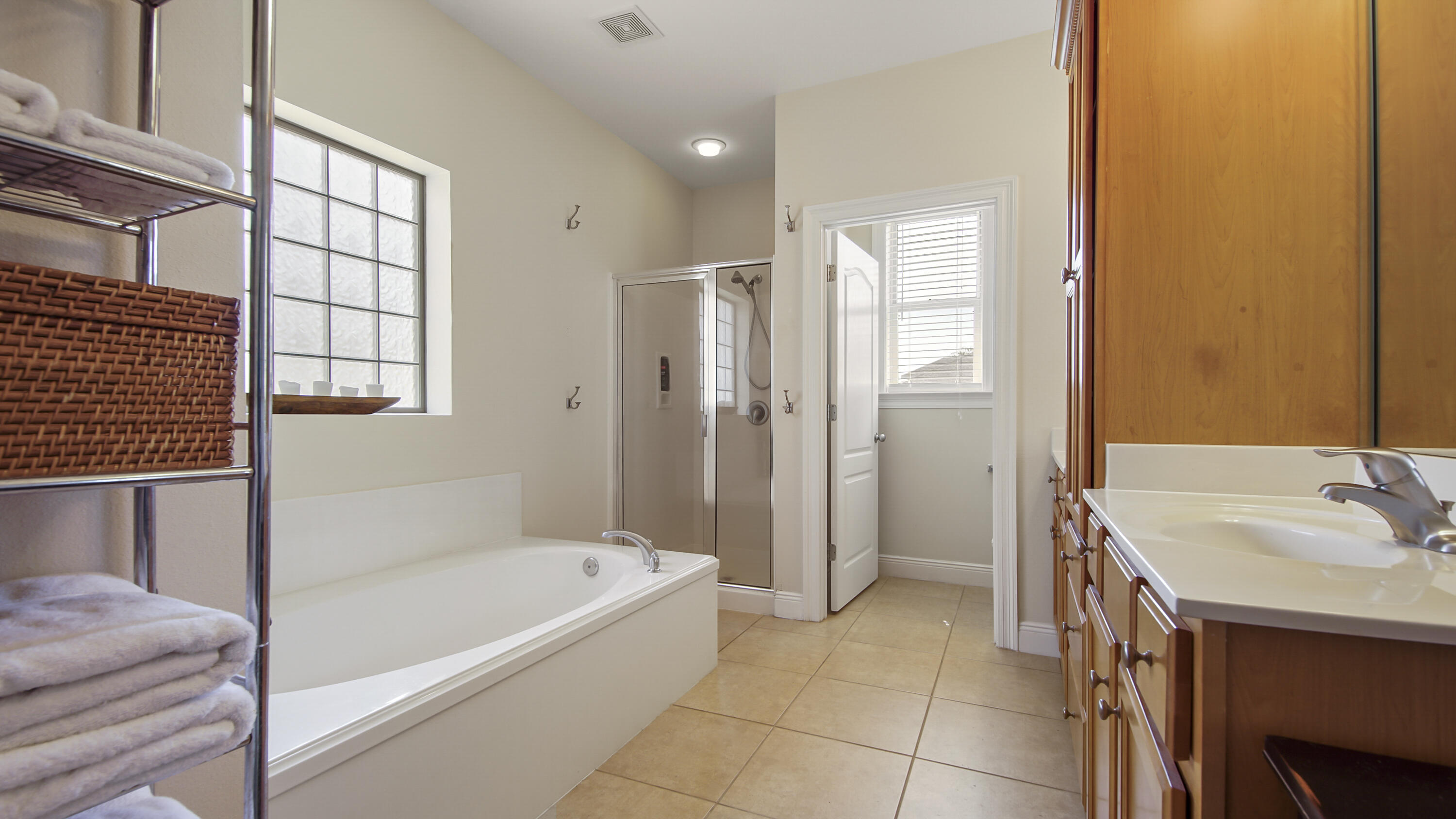 1464 Brushed Dune Circle
