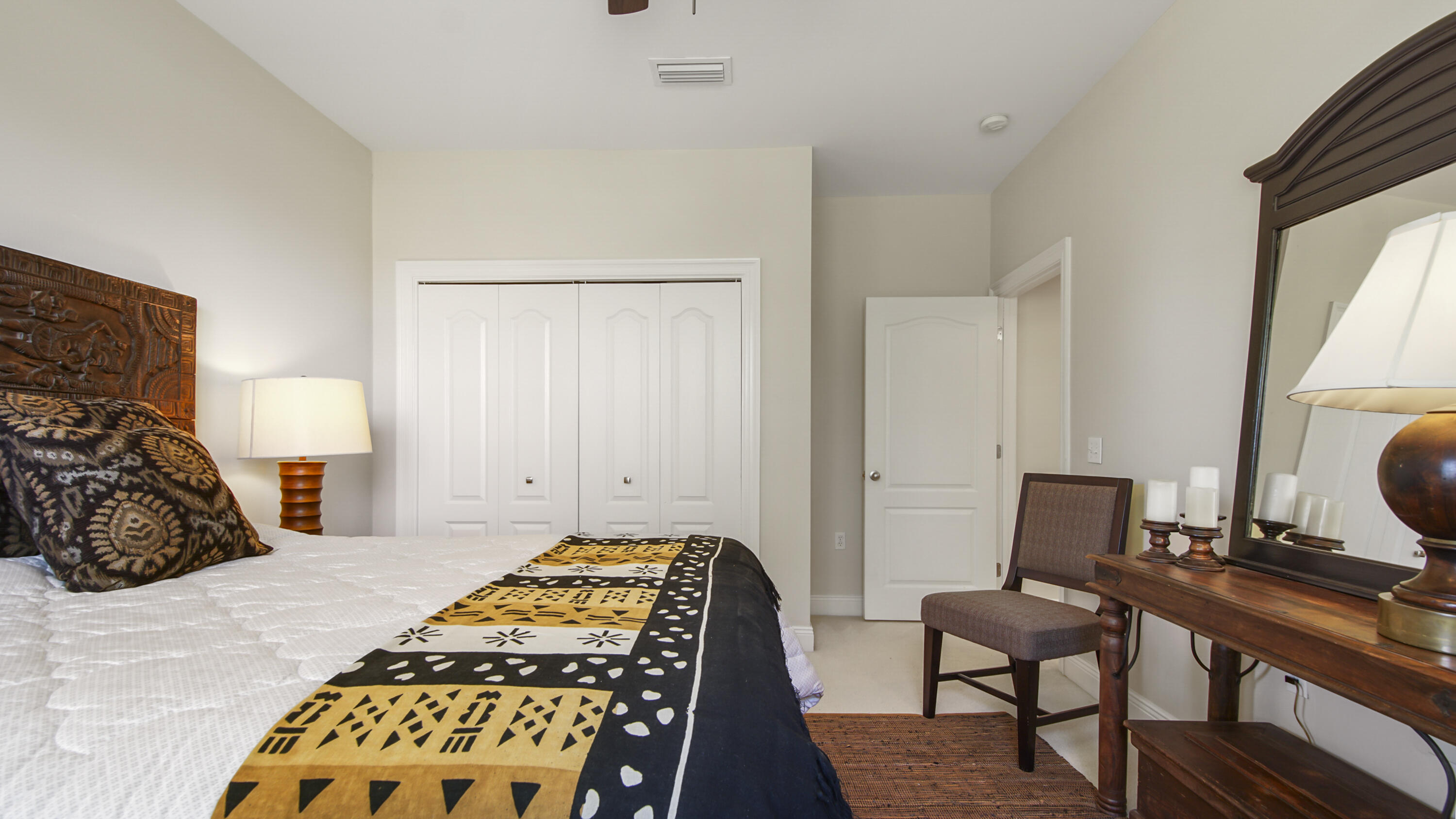 1464 Brushed Dune Circle
