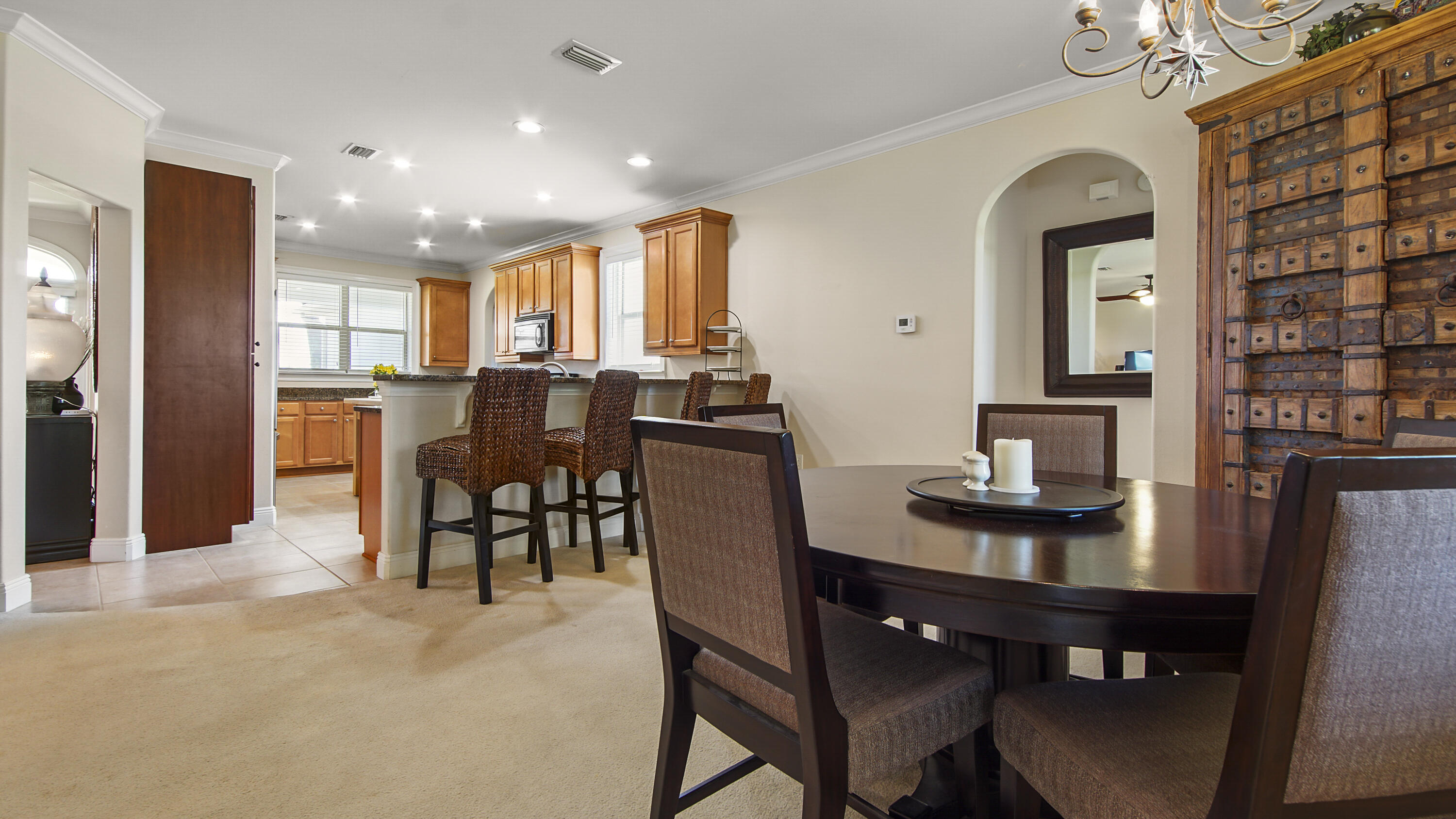 1464 Brushed Dune Circle