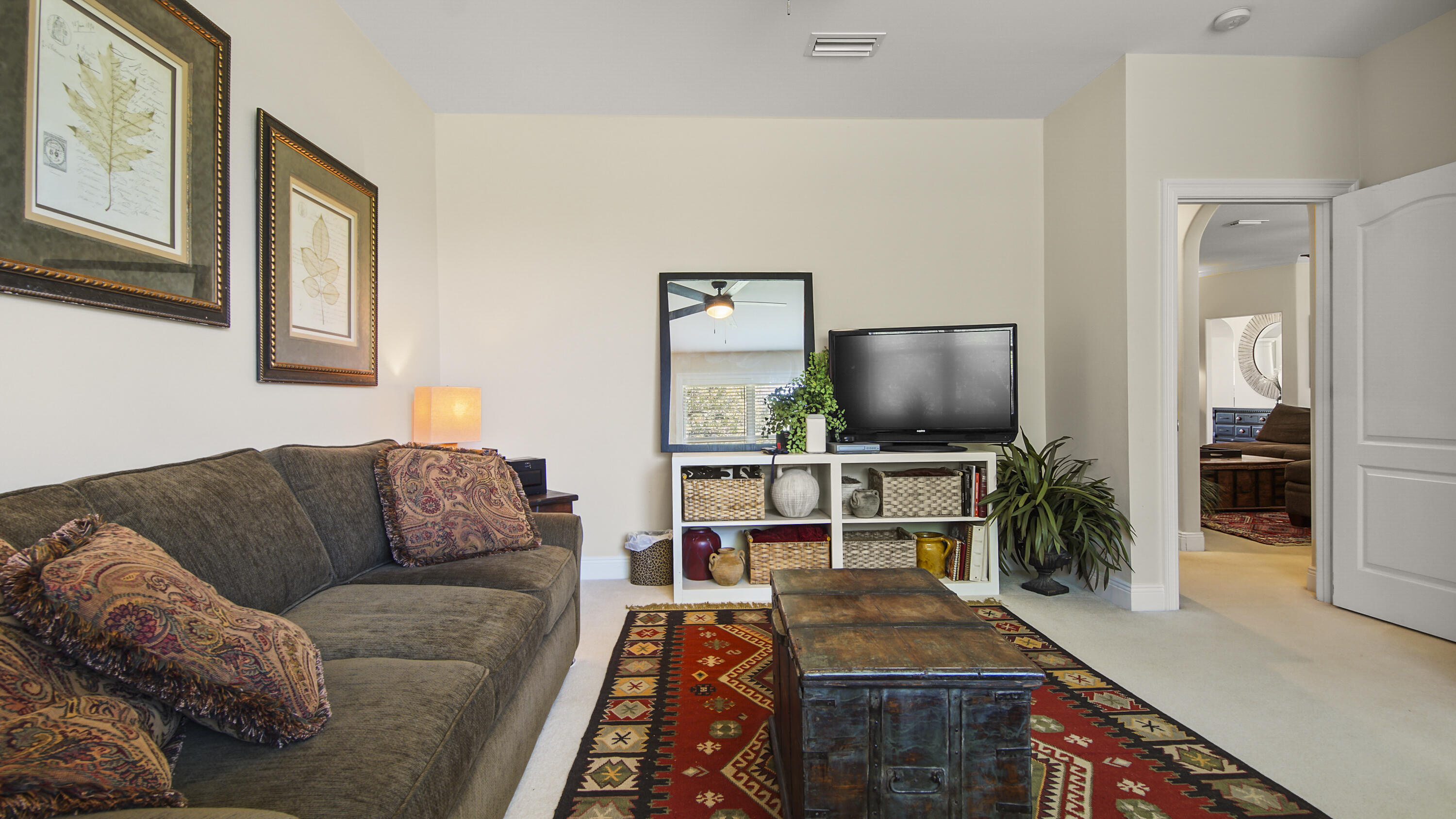 1464 Brushed Dune Circle
