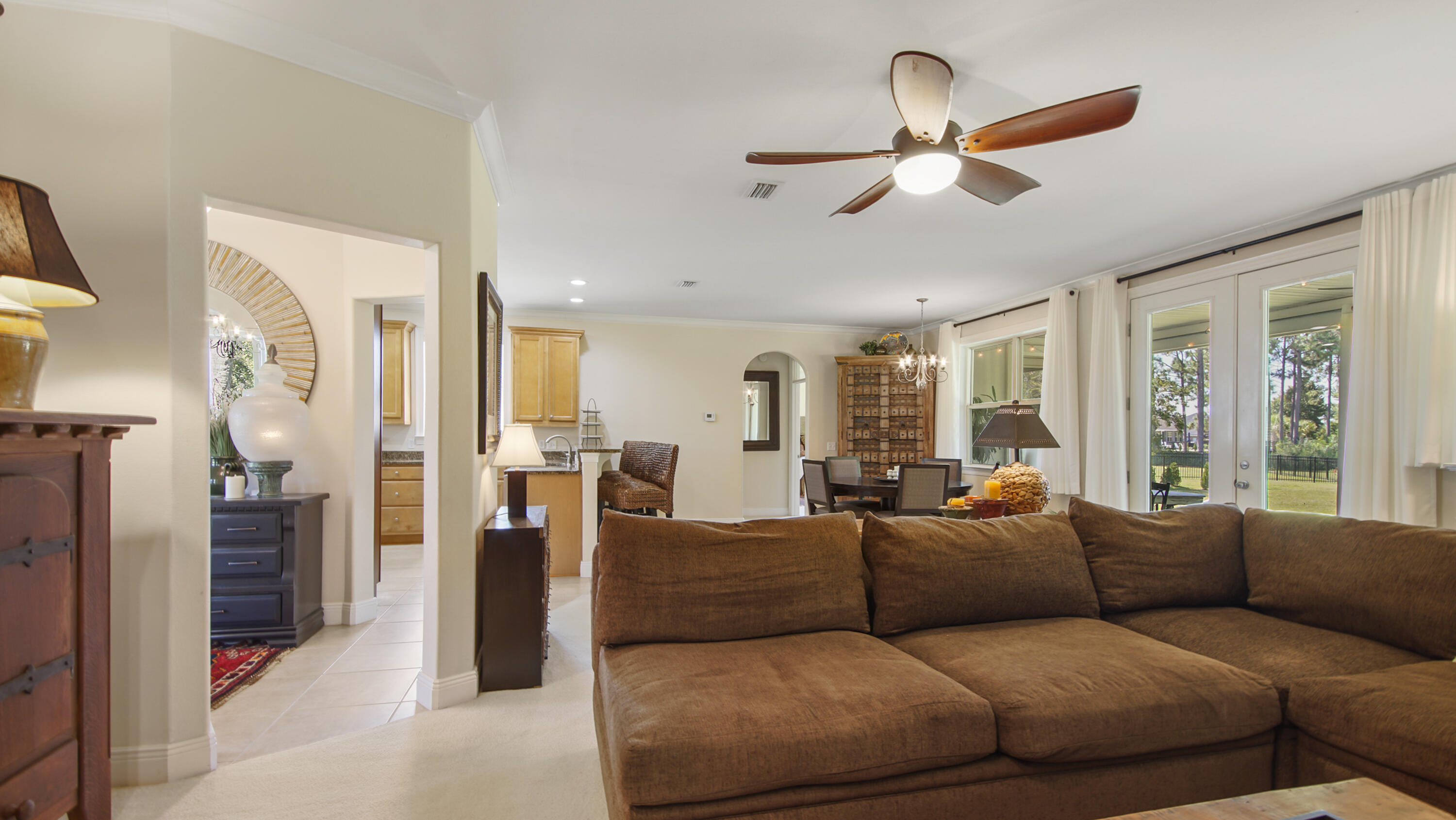 1464 Brushed Dune Circle