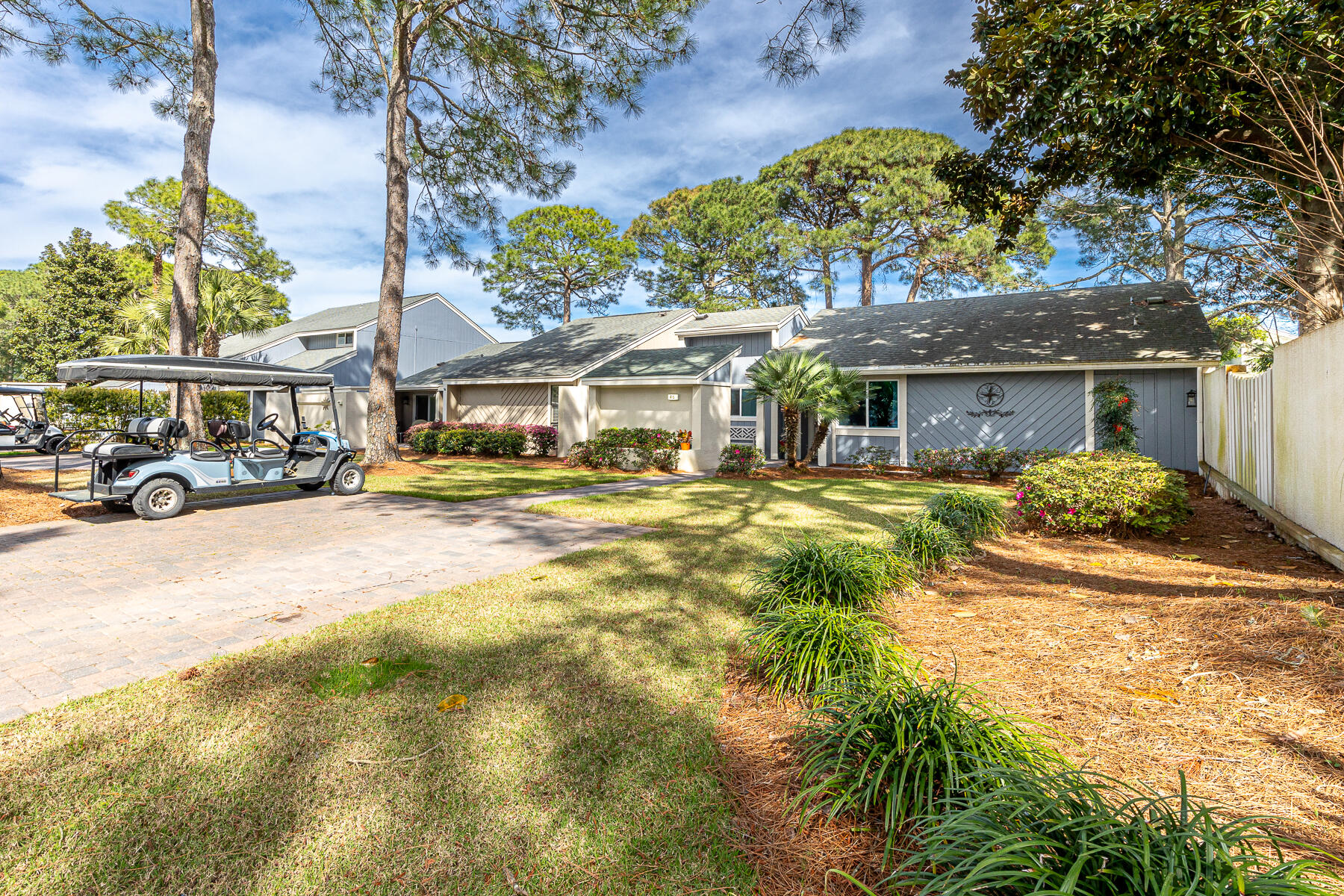 415 Linkside Lane