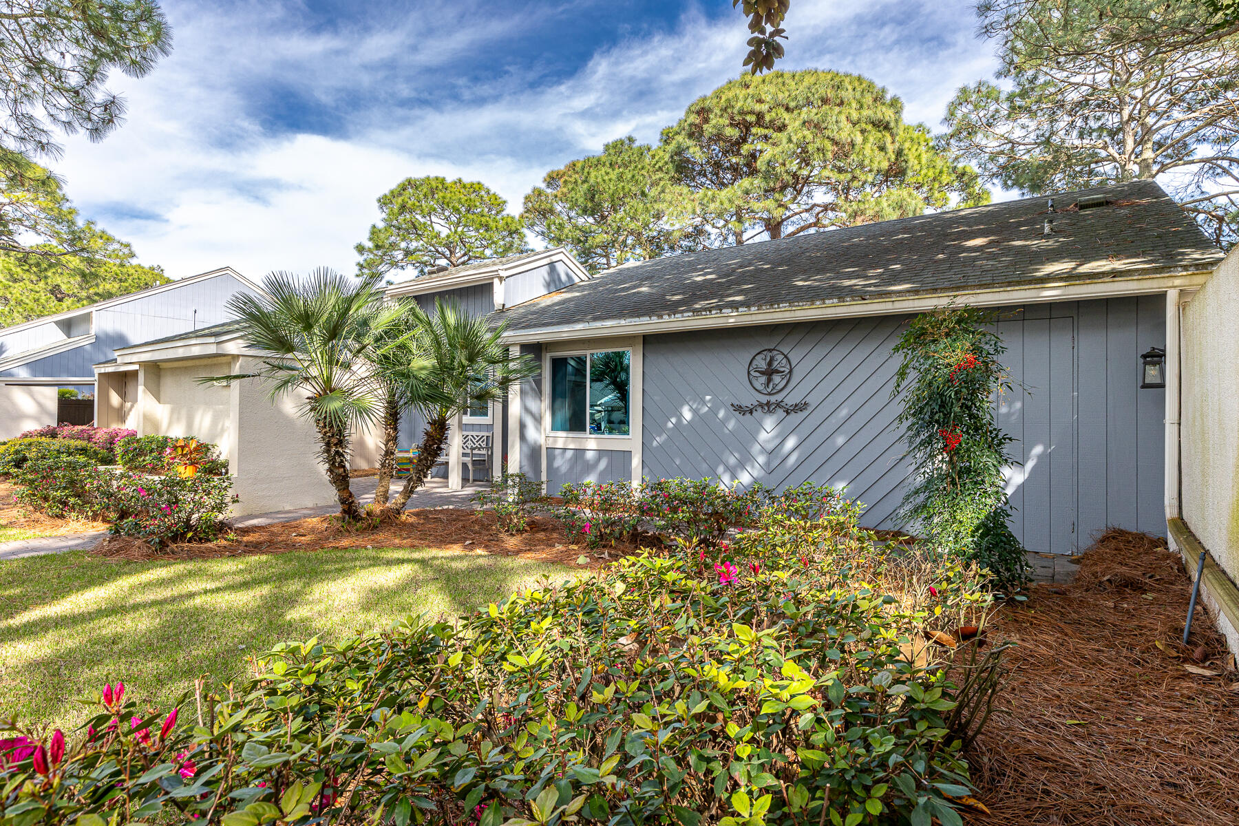 415 Linkside Lane