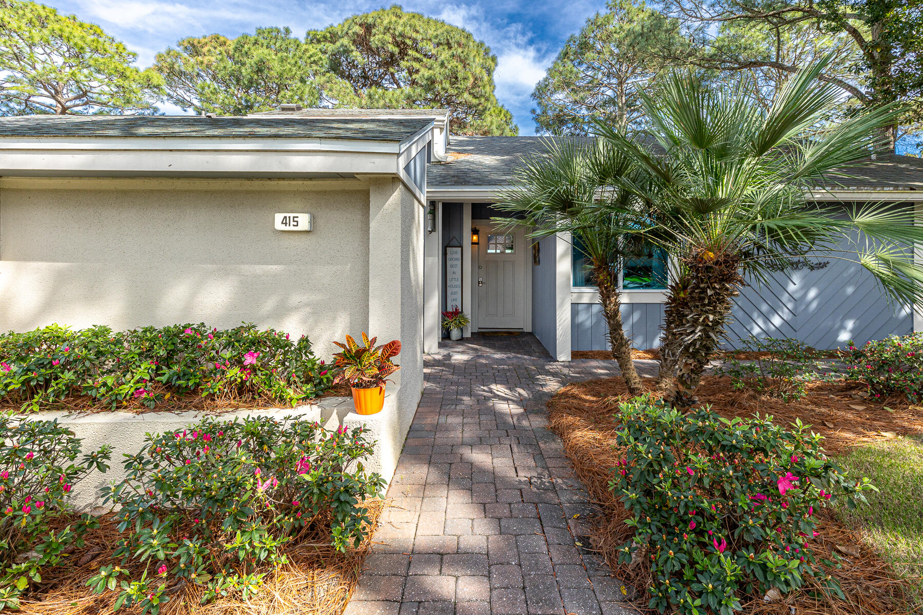 415 Linkside Lane