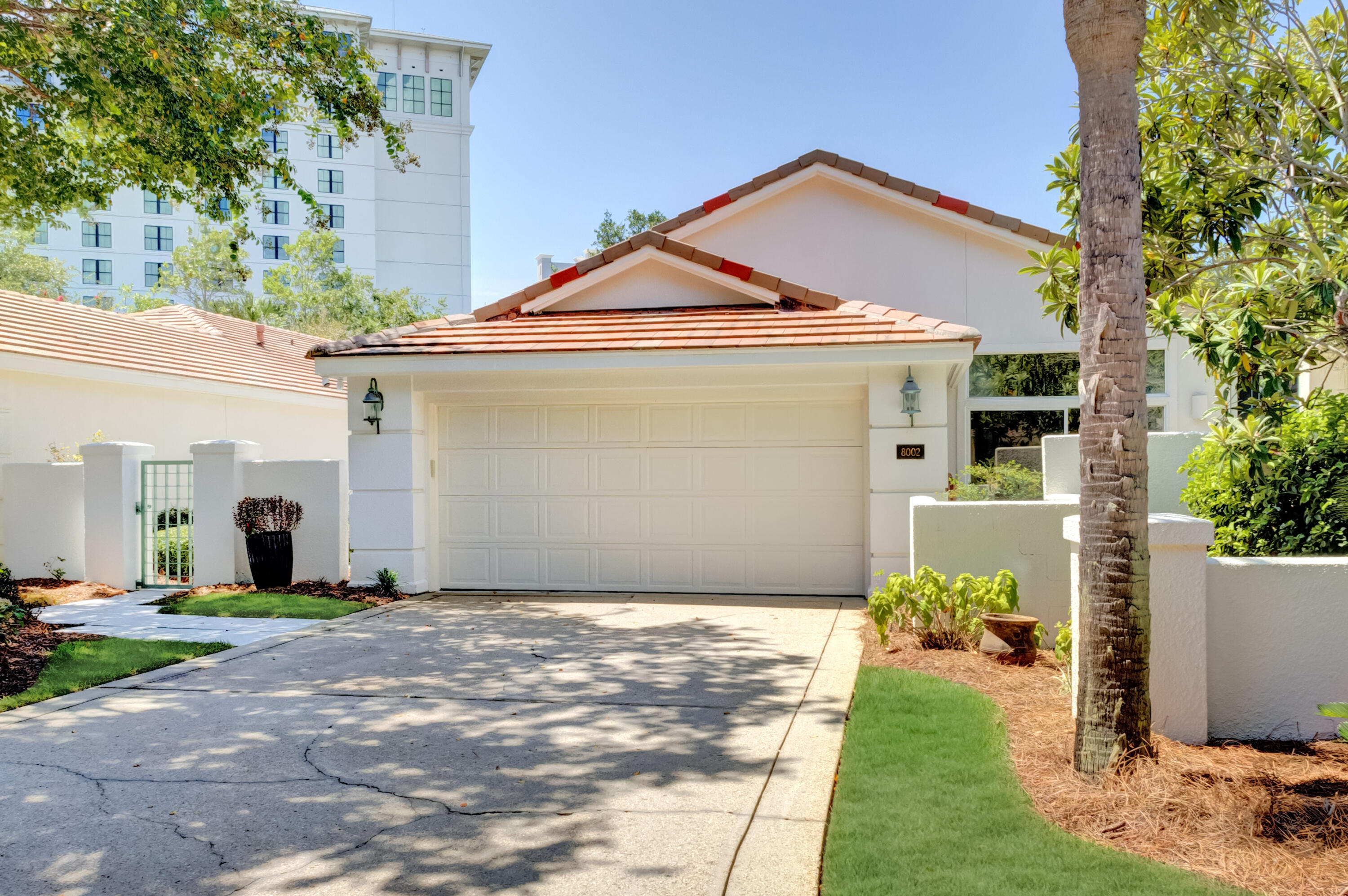 8002 Legend Creek Drive