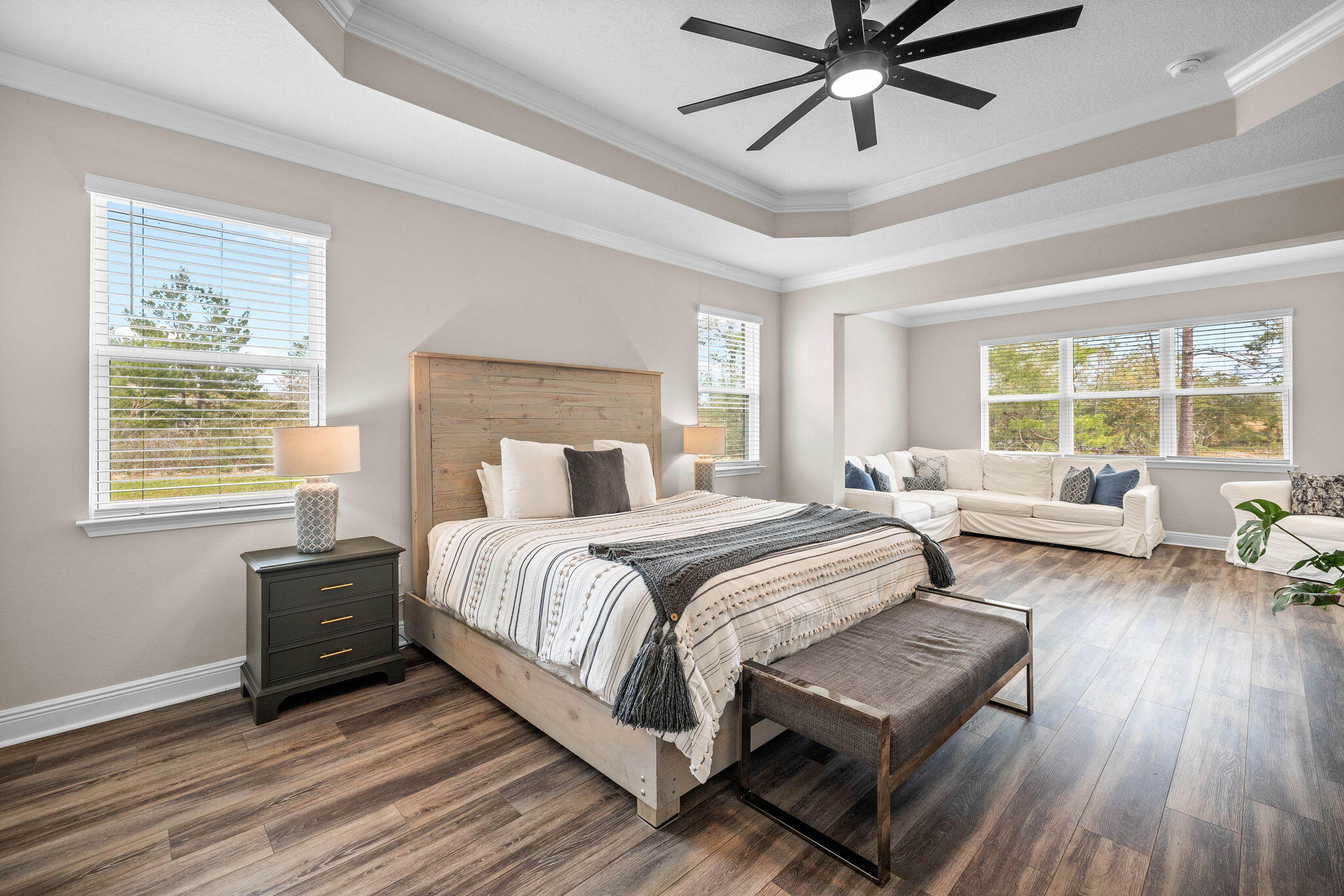 1297 Brushed Dune Circle