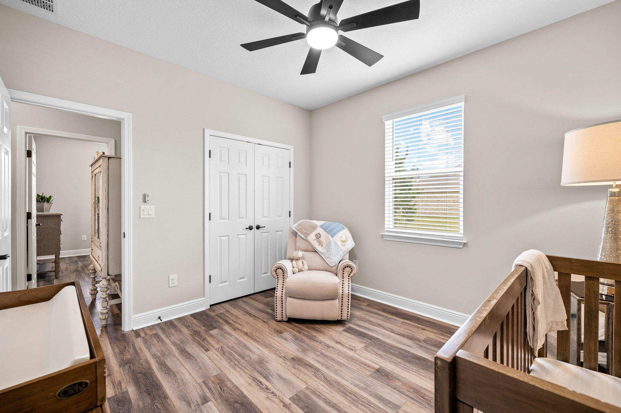 1297 Brushed Dune Circle