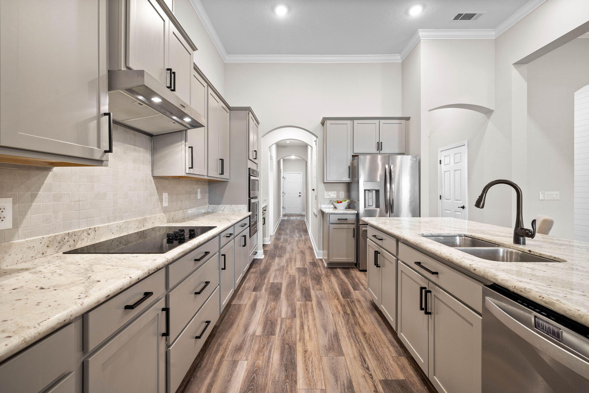 1297 Brushed Dune Circle