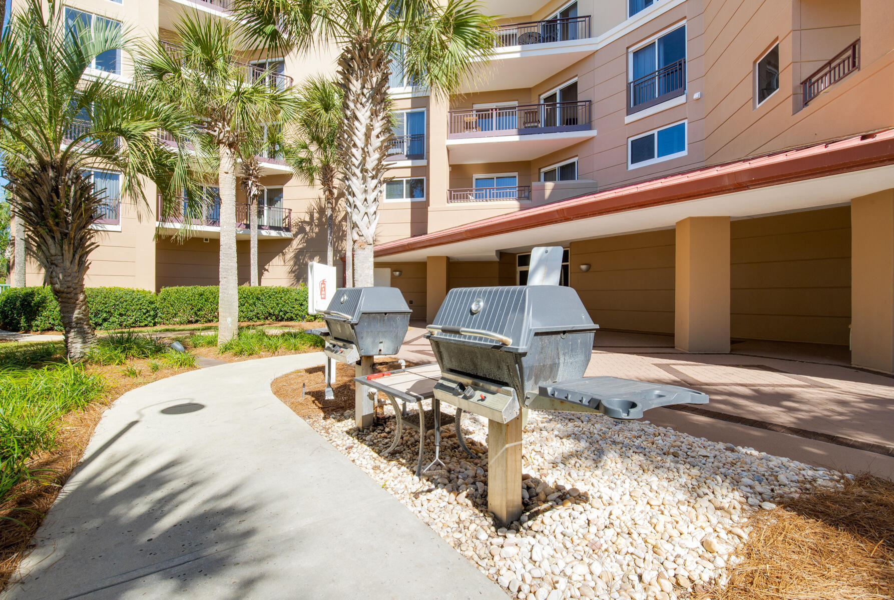 4776 Westwinds Drive, 4776