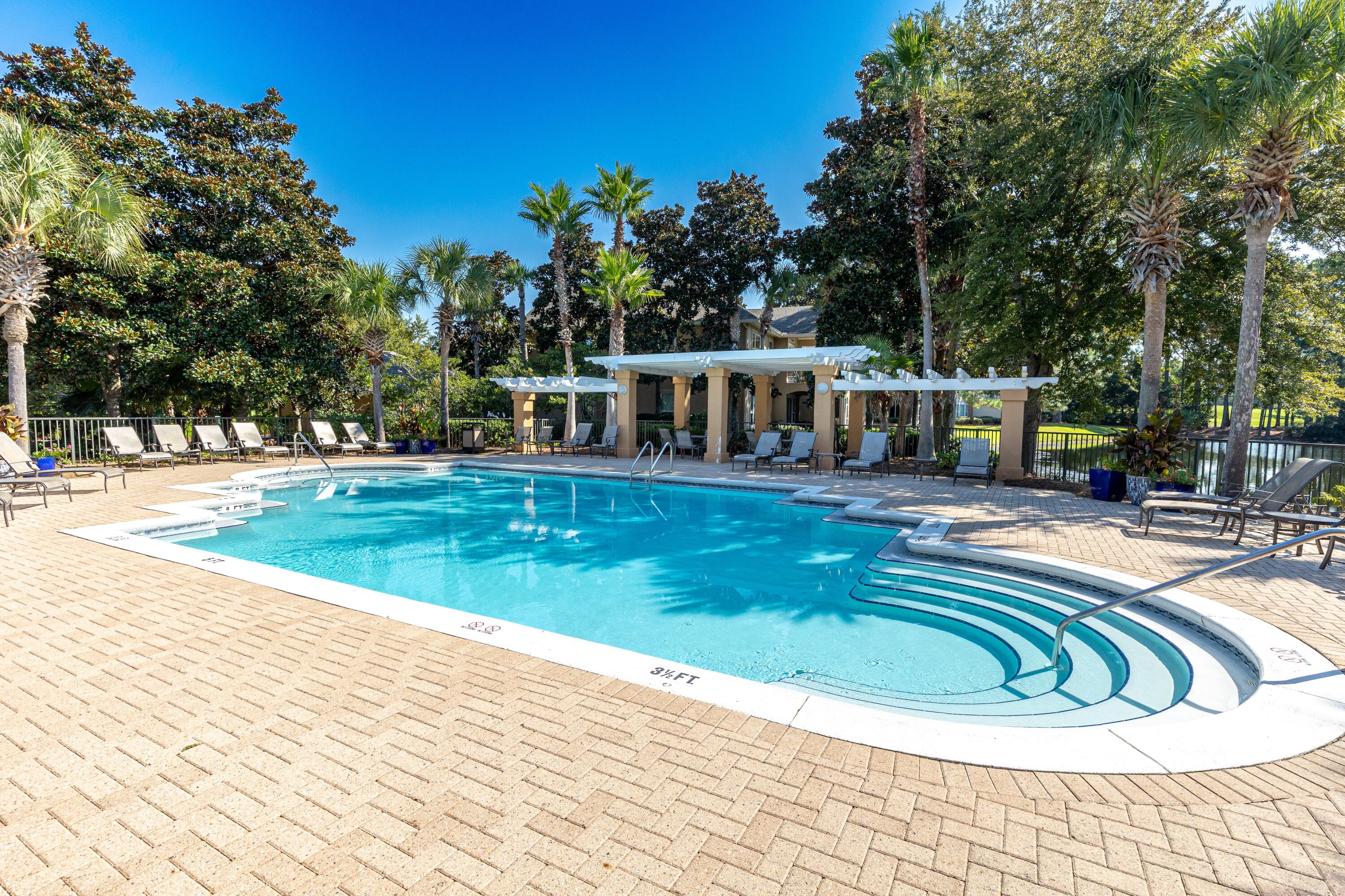 8609 Magnolia Bay Lane