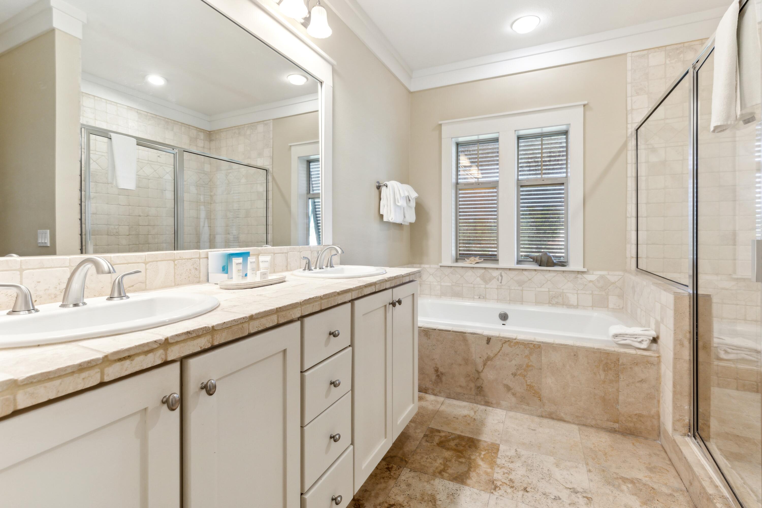 8609 Magnolia Bay Lane
