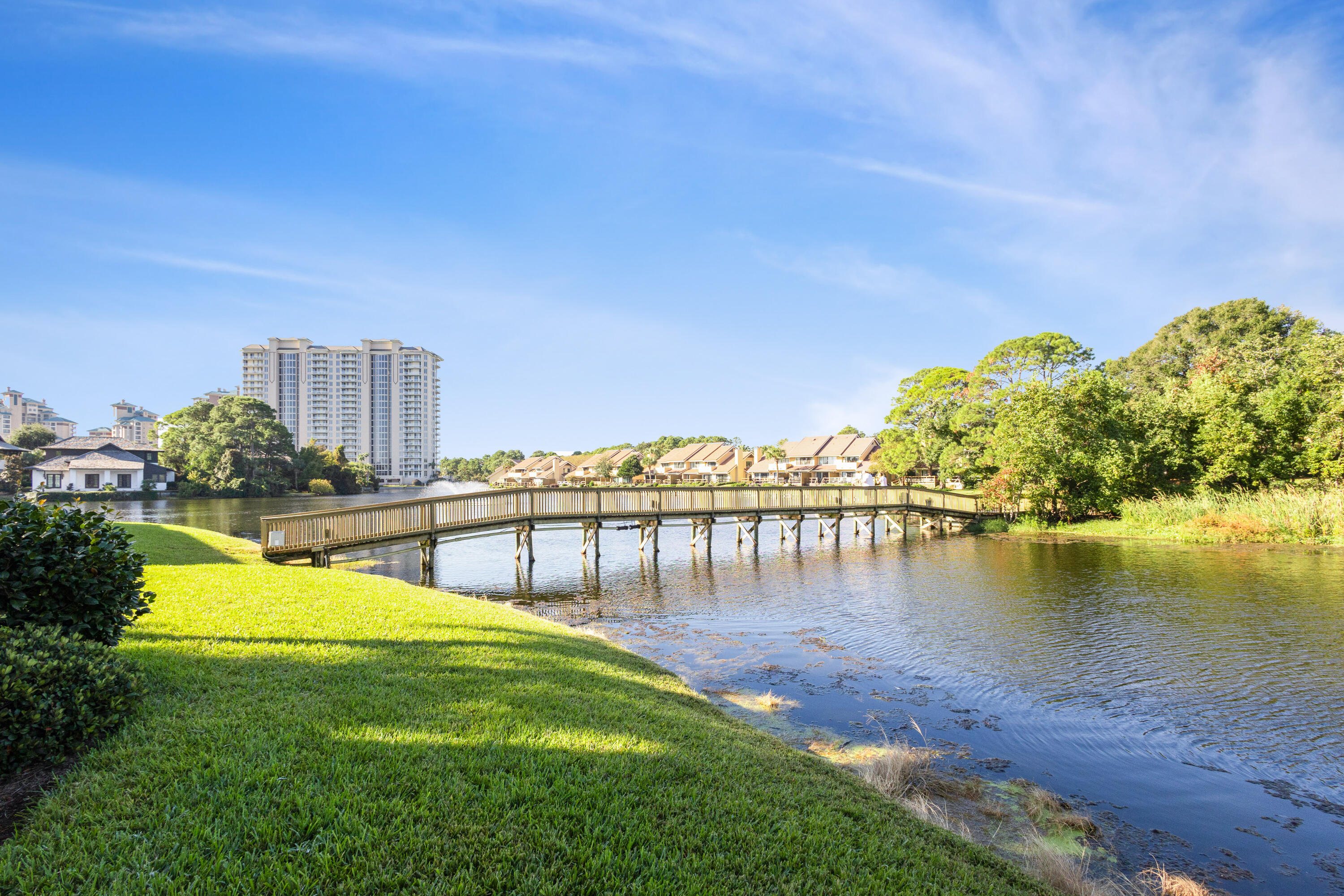 5138 Beachwalk Circle