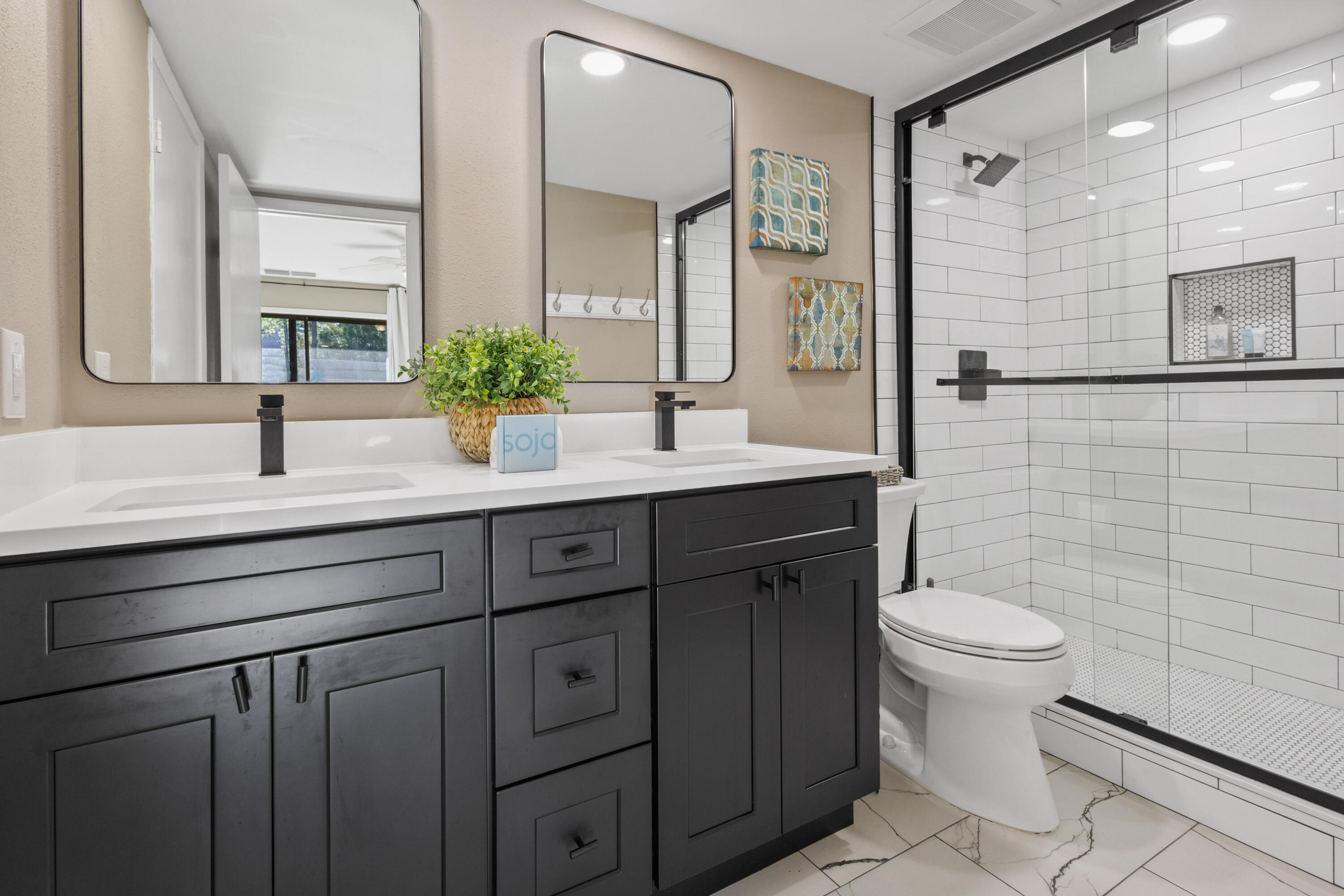 5138 Beachwalk Circle