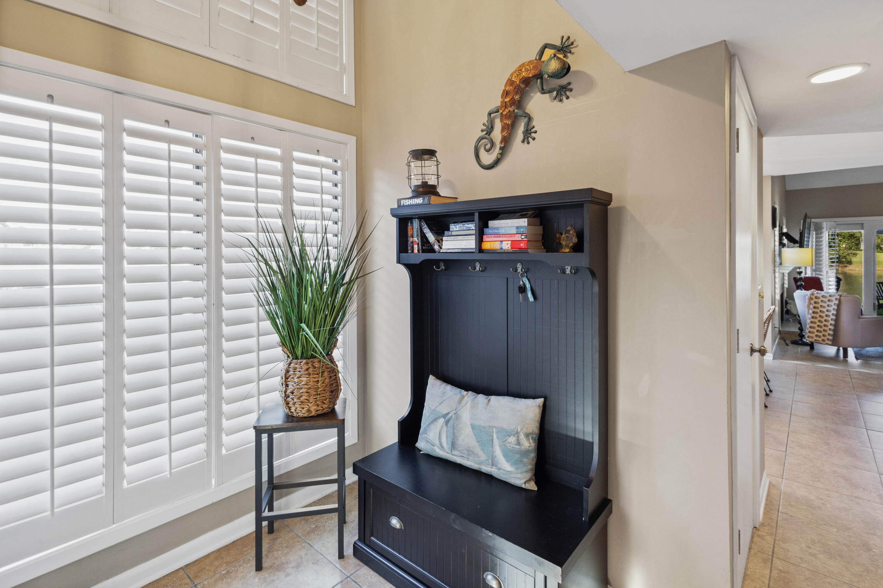 5138 Beachwalk Circle