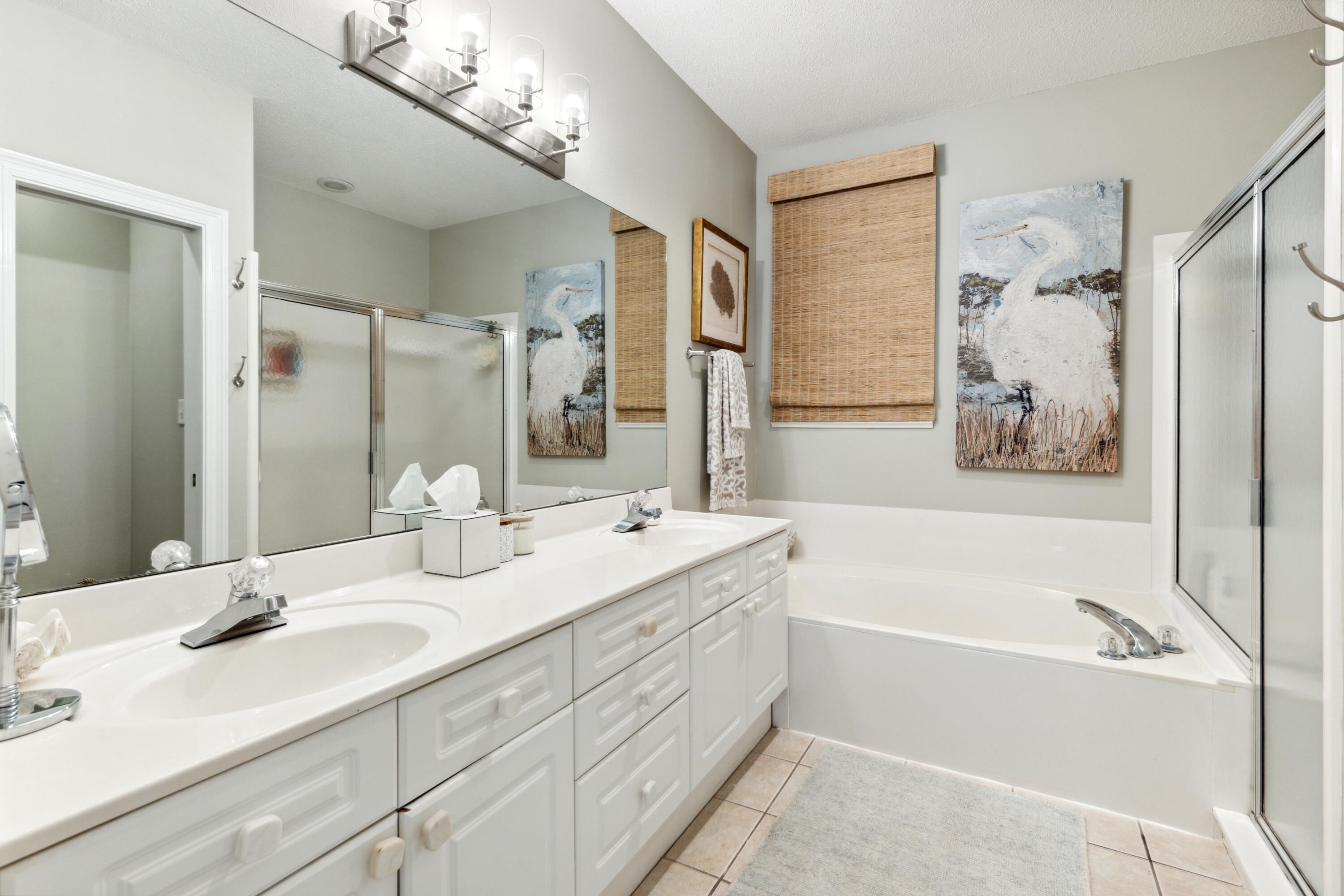8568 Turnberry Drive, 8568