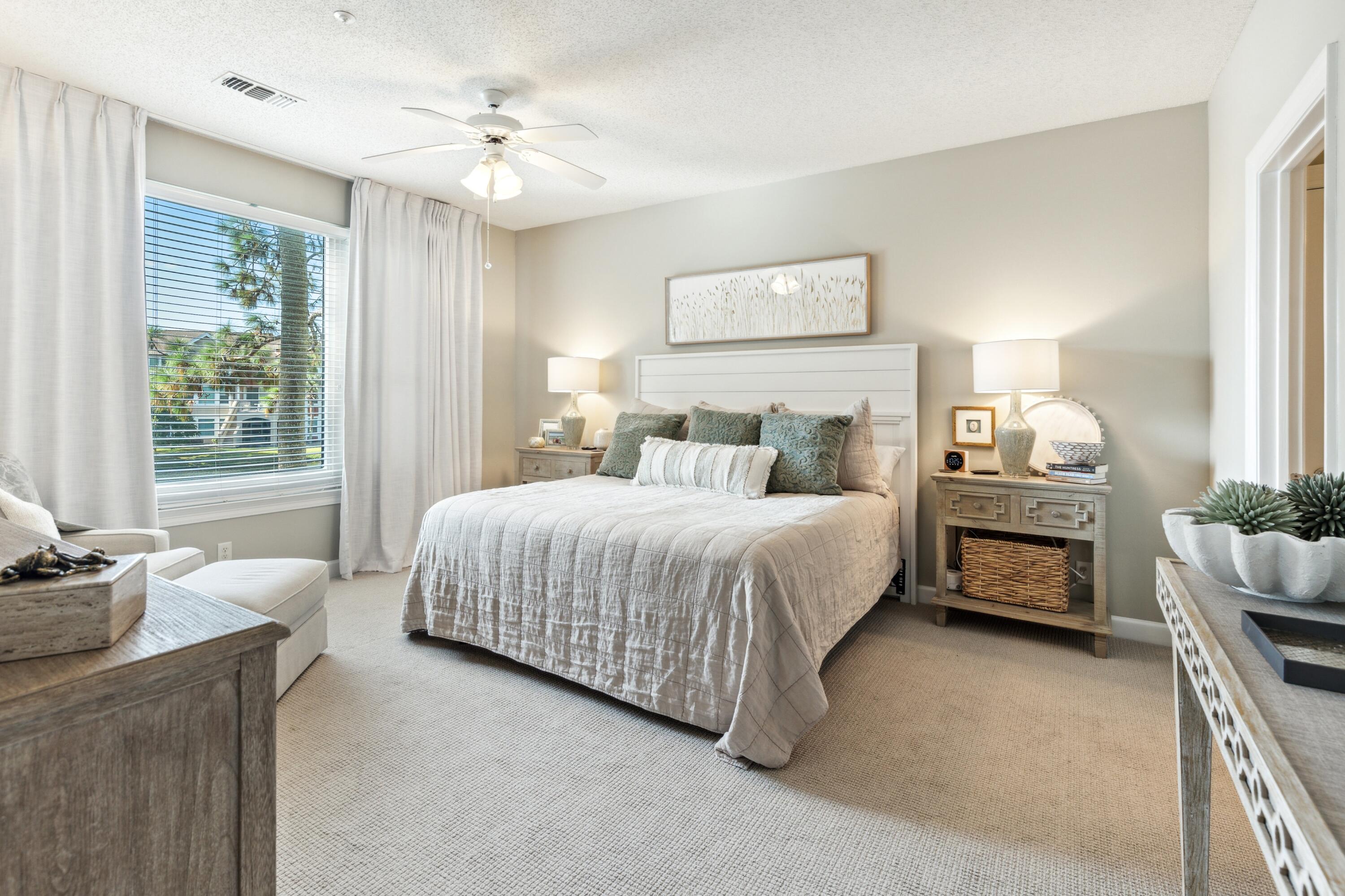 8568 Turnberry Drive, 8568