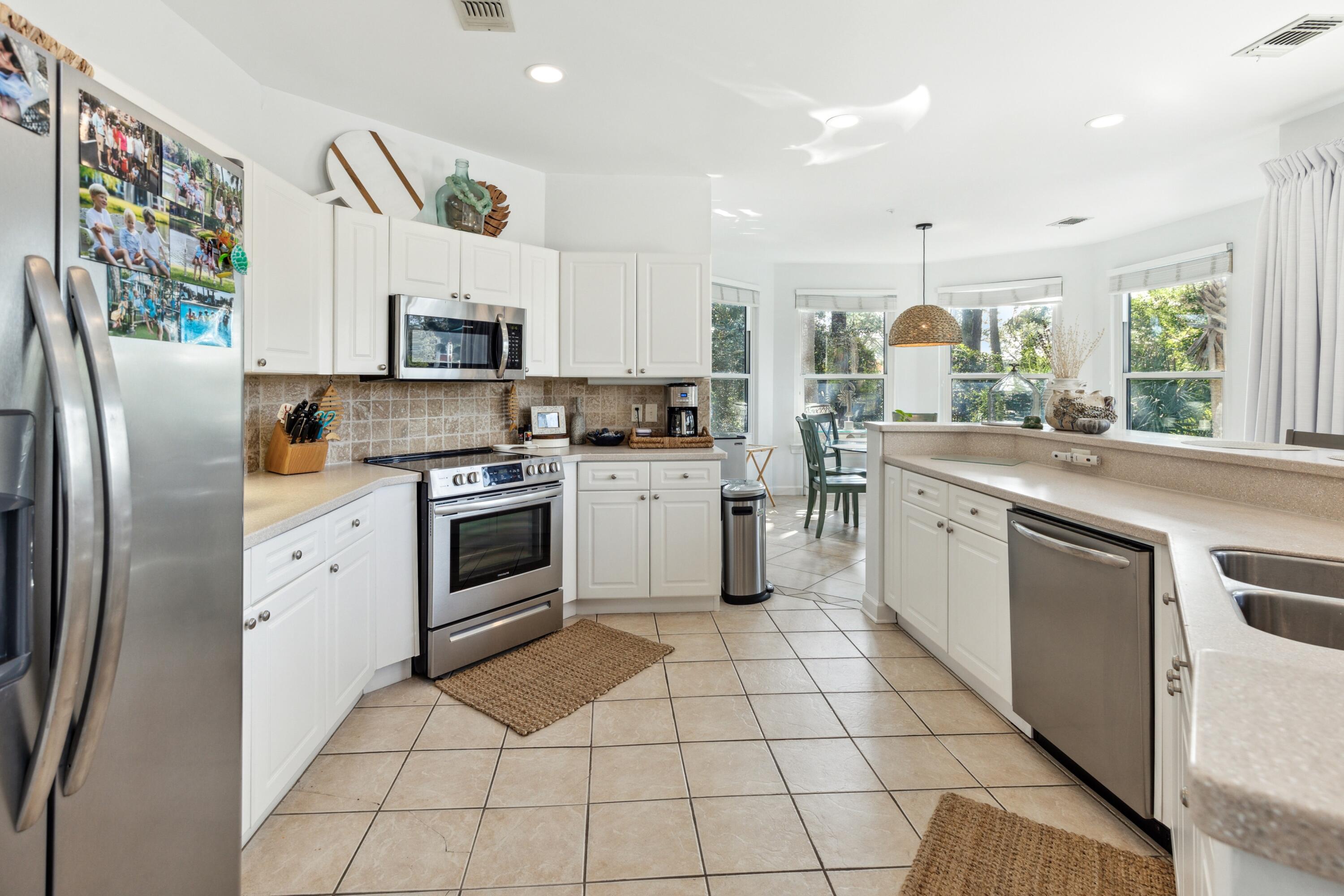 8568 Turnberry Drive, 8568