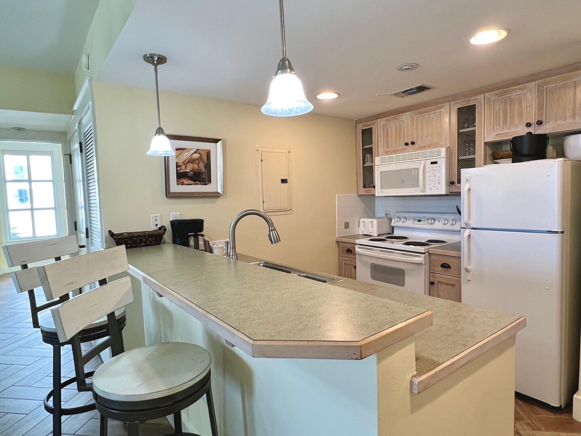9300 Baytowne Wharf Boulevard, 530