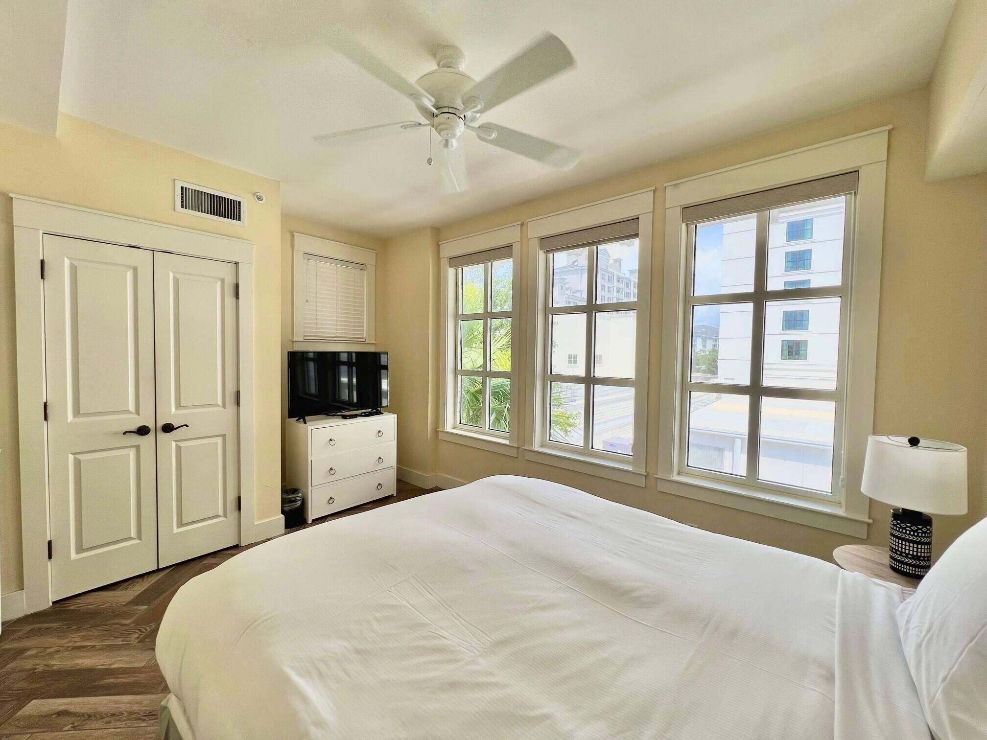 9300 Baytowne Wharf Boulevard, 530