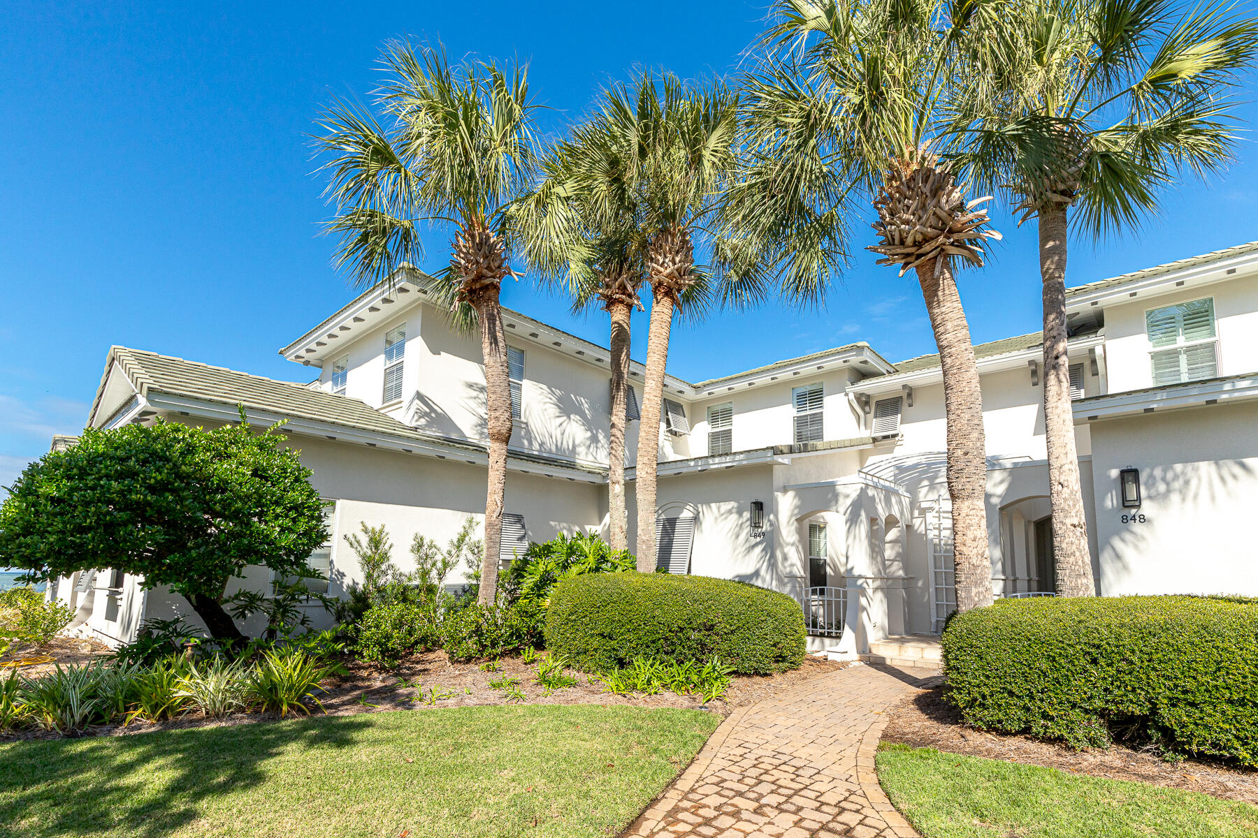 849 Grand Harbour E