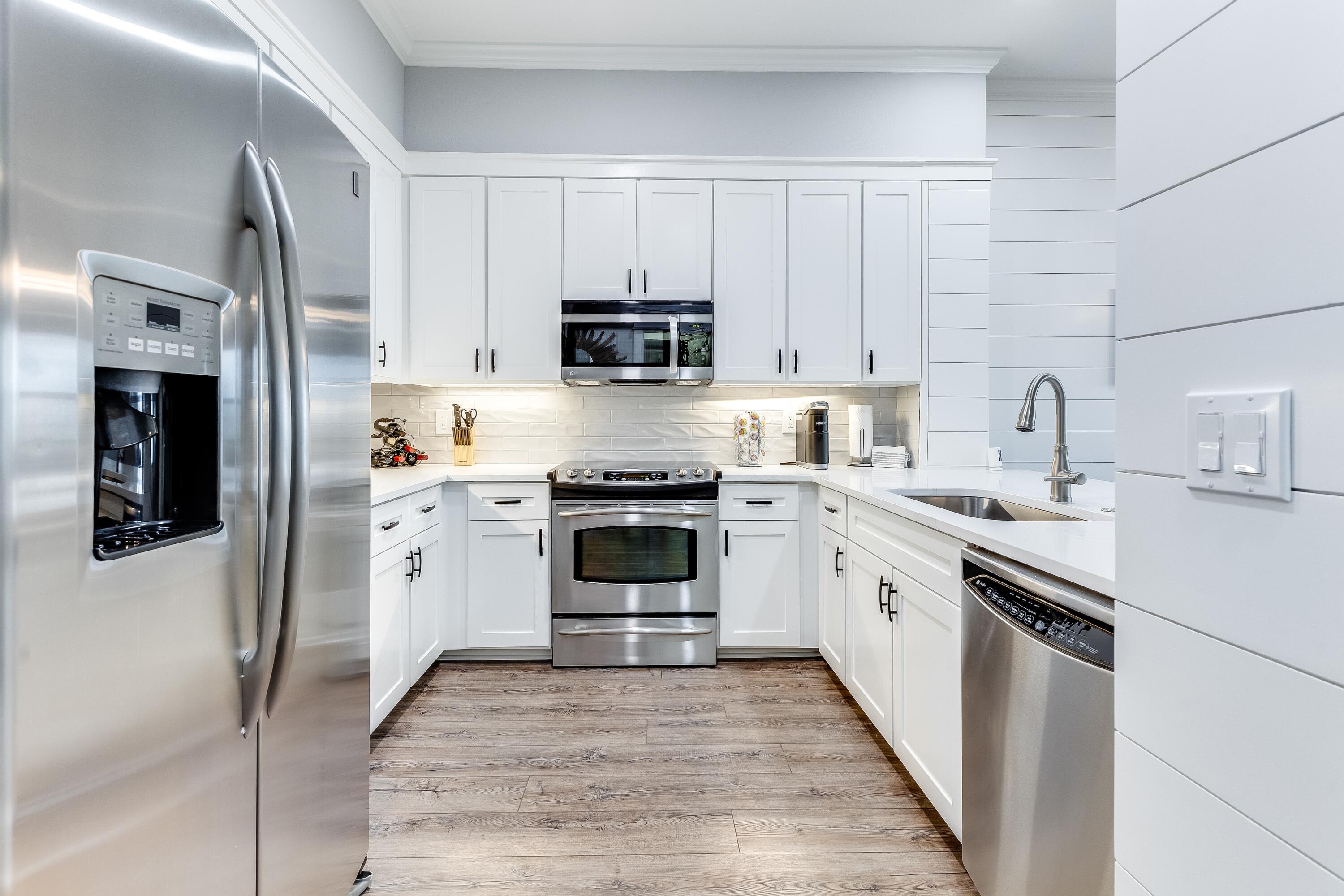 849 Grand Harbour E