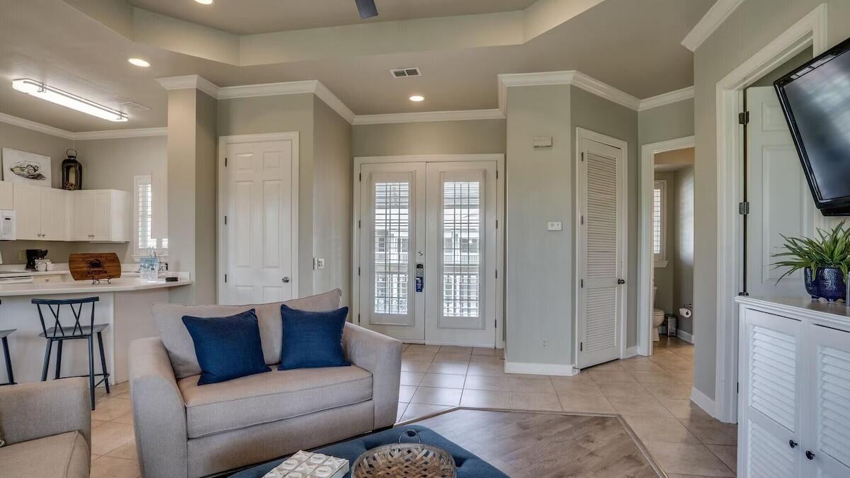 2335 Crystal Cove Place
