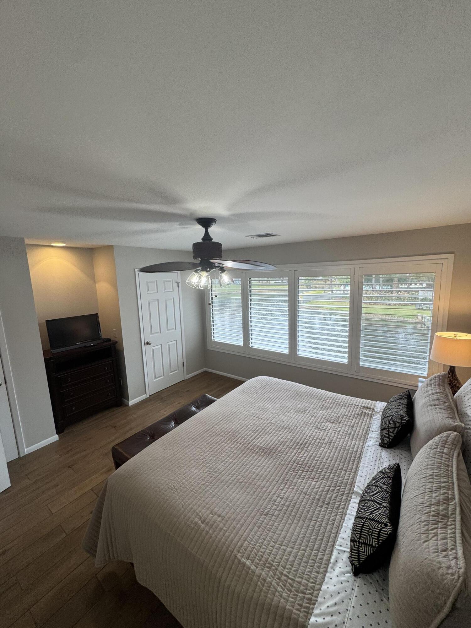5101 Beachwalk Drive